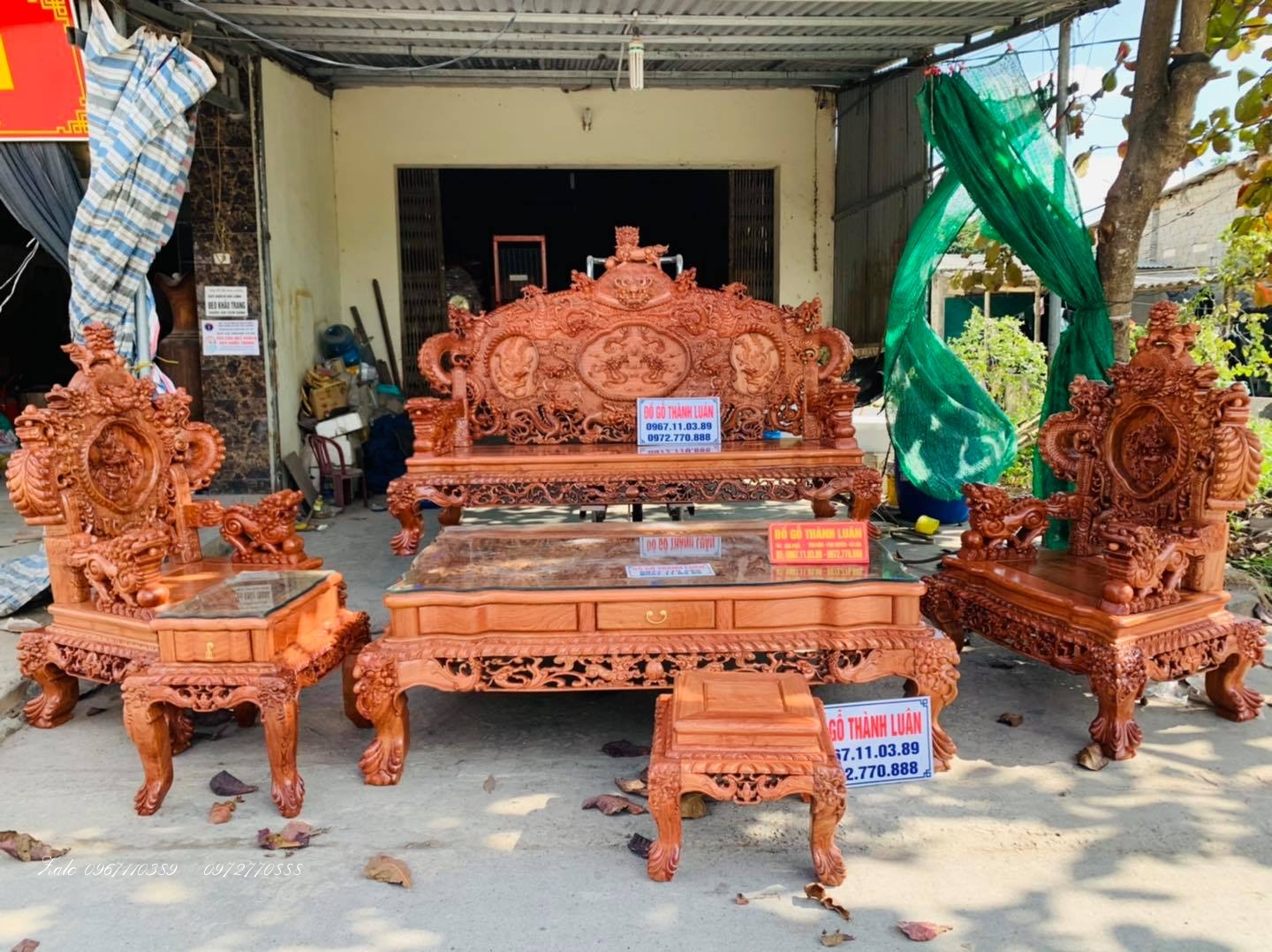 BỘ GHẾ ĐỈNH RỒNG GỖ HƯƠNG ĐÁ