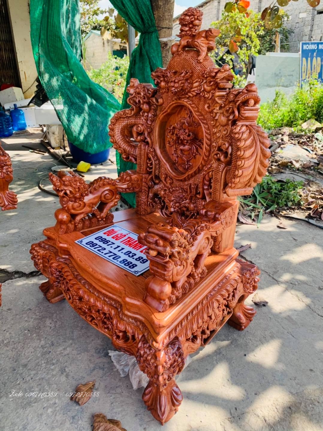 BỘ GHẾ ĐỈNH RỒNG GỖ HƯƠNG ĐÁ :