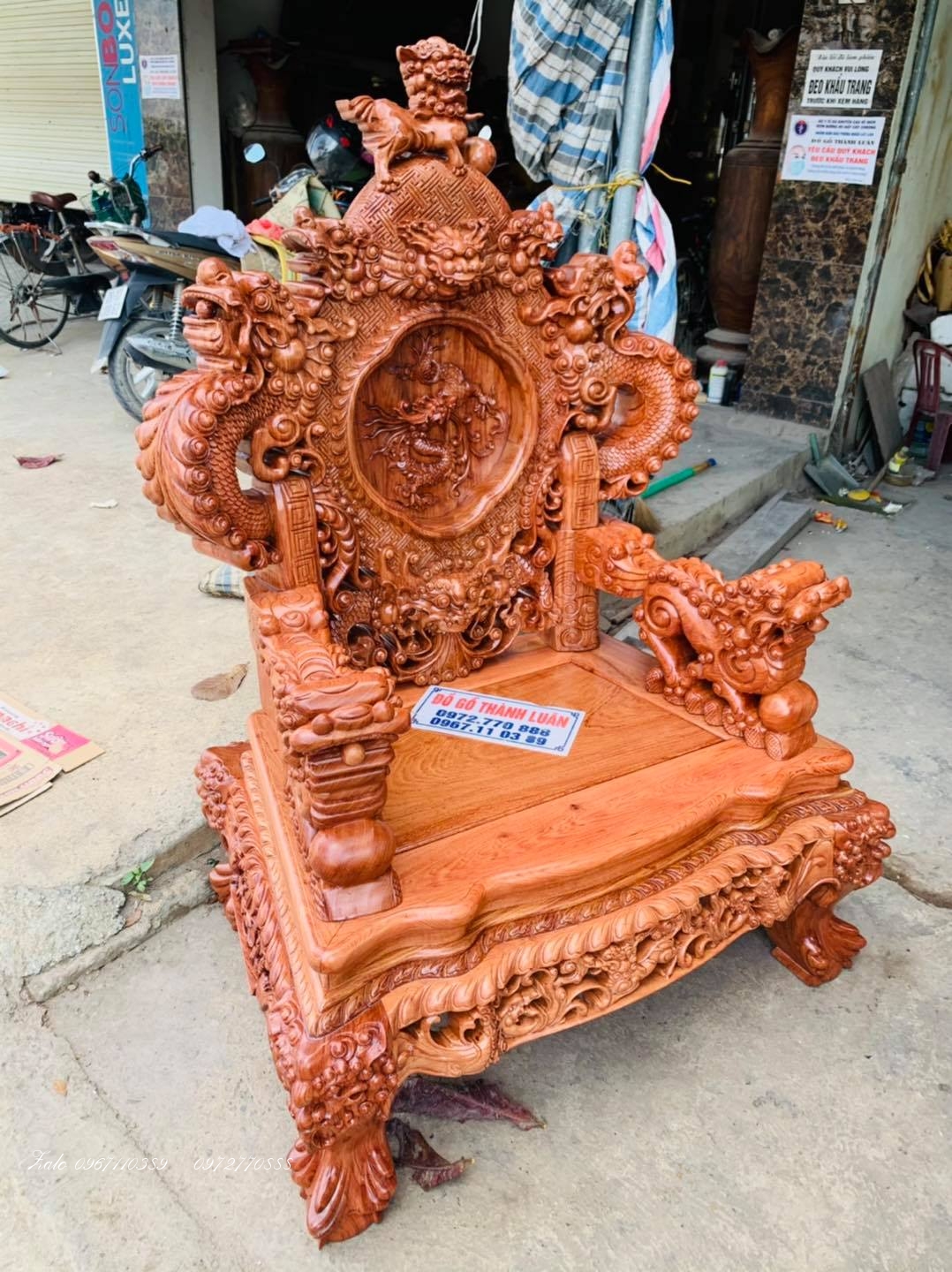 BỘ GHẾ ĐỈNH RỒNG GỖ HƯƠNG ĐÁ ::.