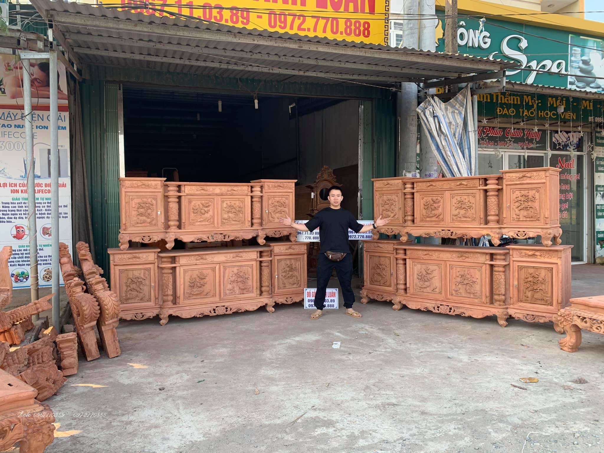 4 Kệ Tivi Gỗ Hương Cánh