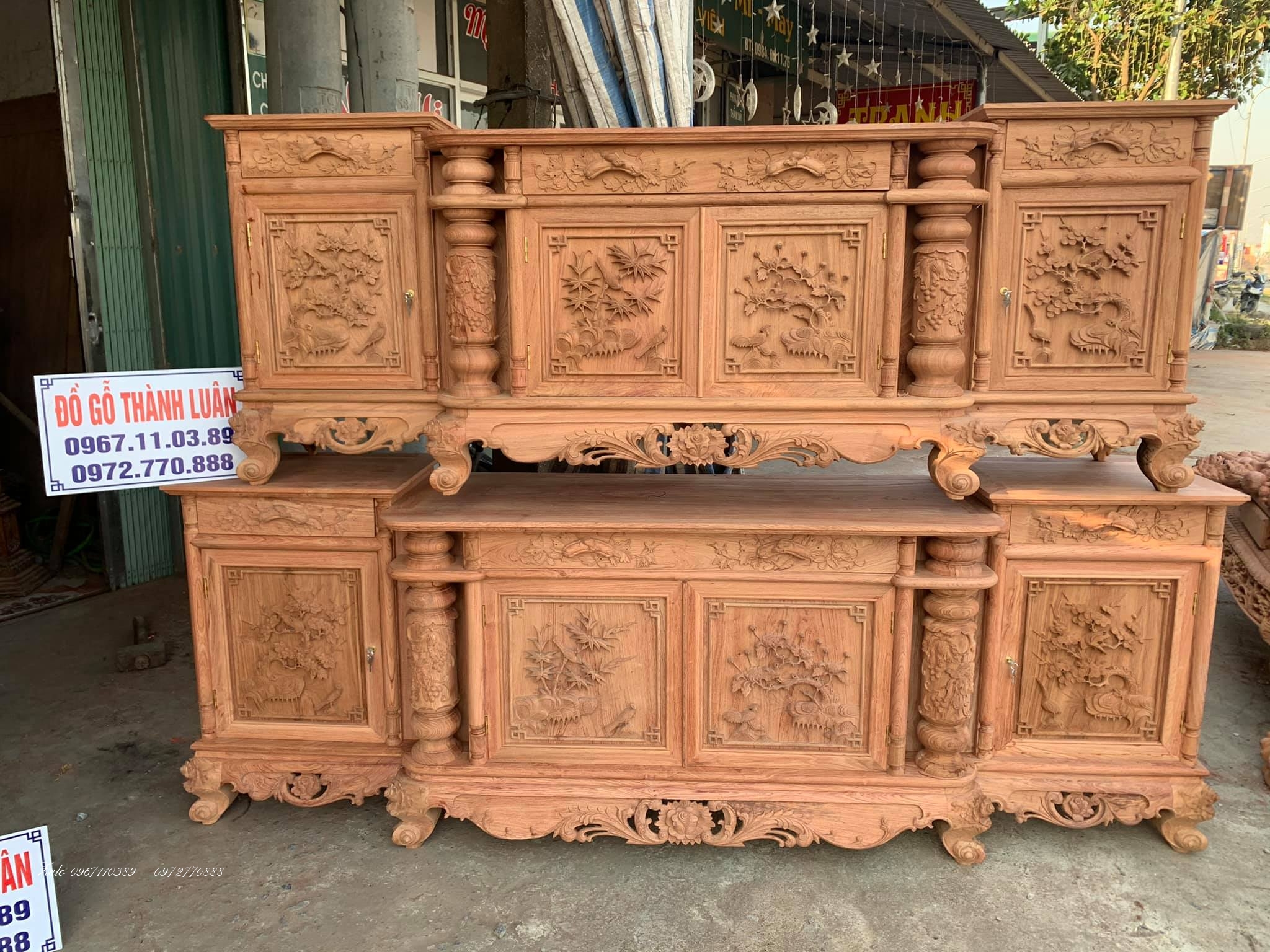 4 Kệ Tivi Gỗ Hương Cánh