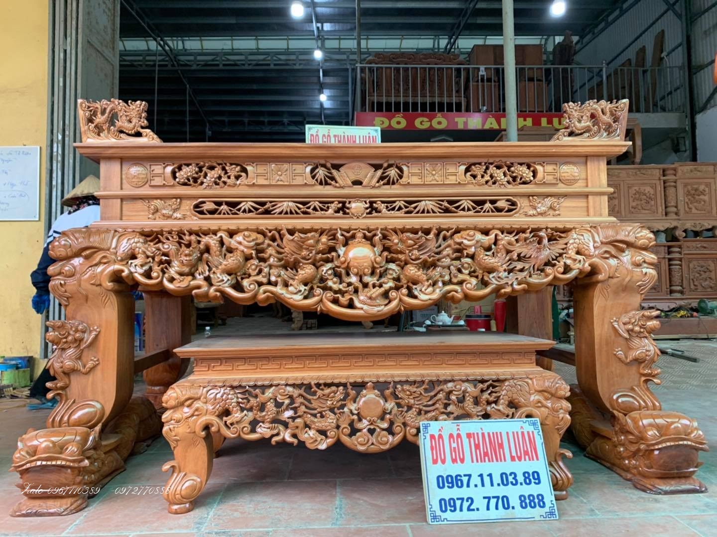 Bộ Ghế Nghê Bảo Đỉnh,Kệ Tivi,Đồng Hồ Gỗ Hương ,