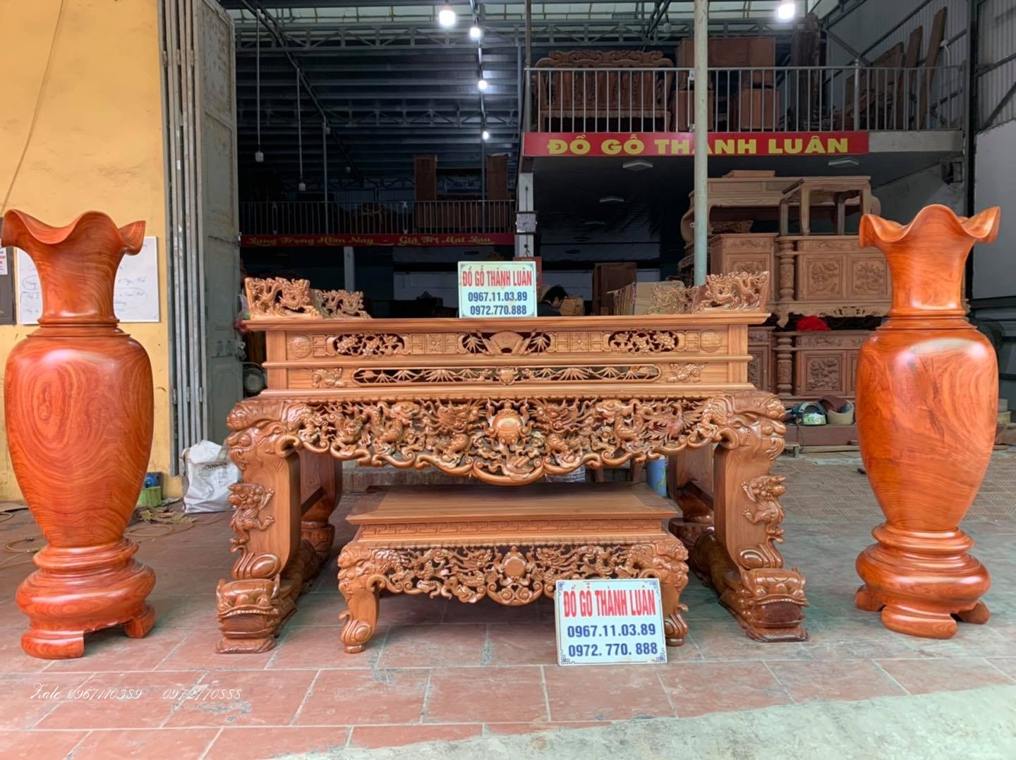 Bộ Ghế Nghê Bảo Đỉnh,Kệ Tivi,Đồng Hồ Gỗ Hương ,.:,:.