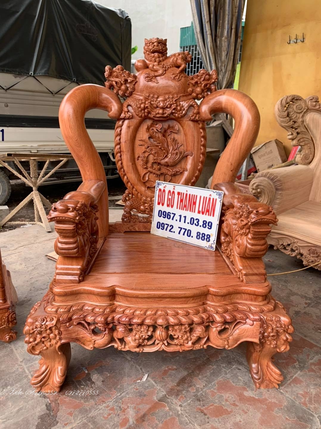 Bộ Ghế Nghê Bảo Đỉnh,Kệ Tivi,Đồng Hồ Gỗ Hương :.,;