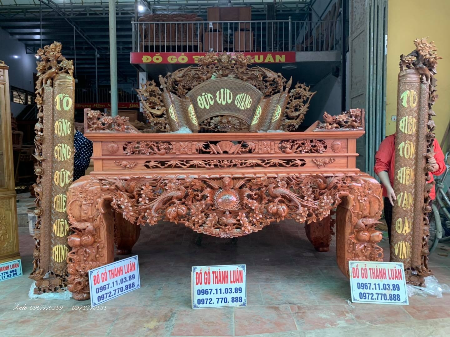 SẬP THỜ KHỦNG ĐỤC MAI ĐIỂU:.,.