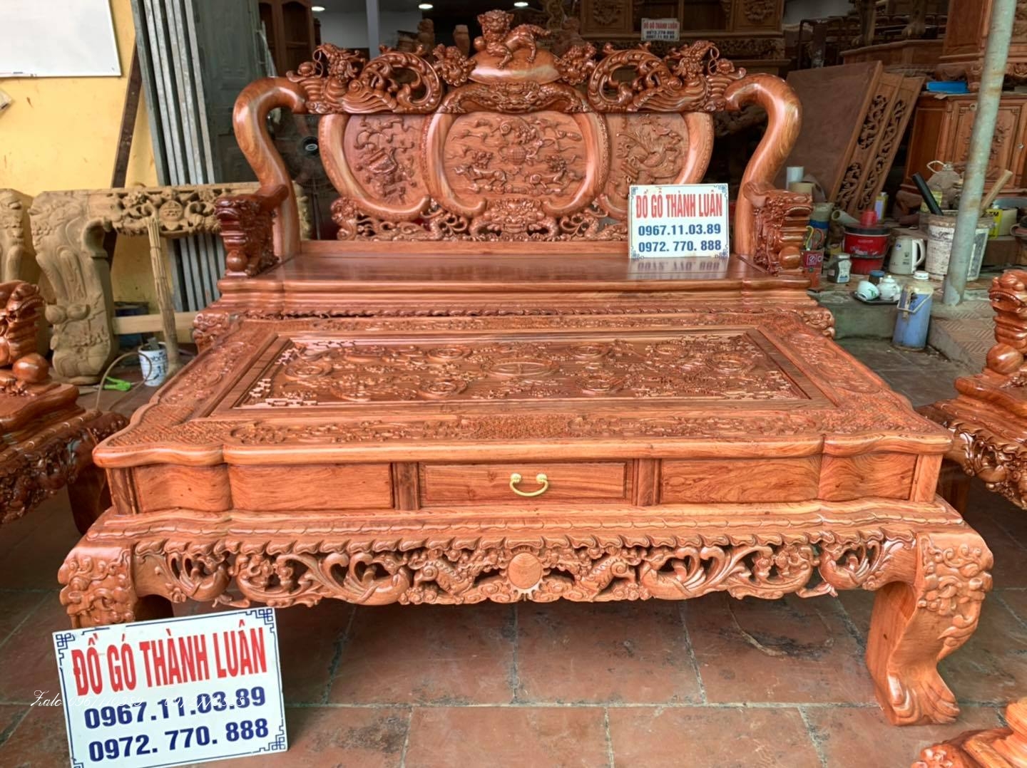 Bộ Ghế Nghê Bảo Đỉnh Gỗ Hương Đá Hàng Víp,