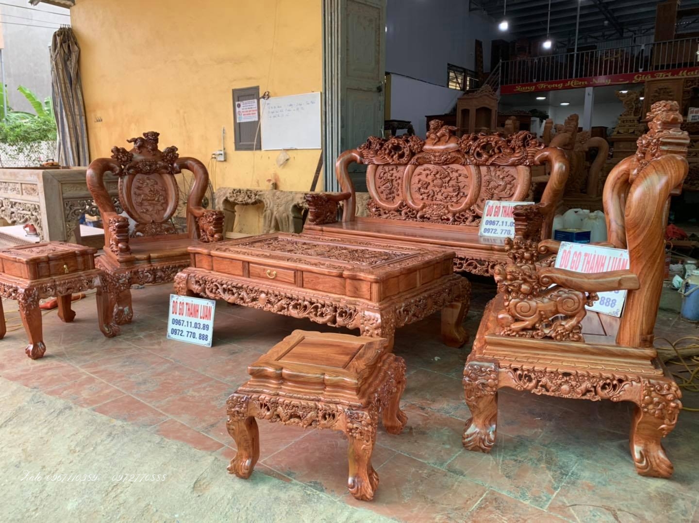 Bộ Ghế Nghê Bảo Đỉnh Gỗ Hương Đá Hàng Víp: