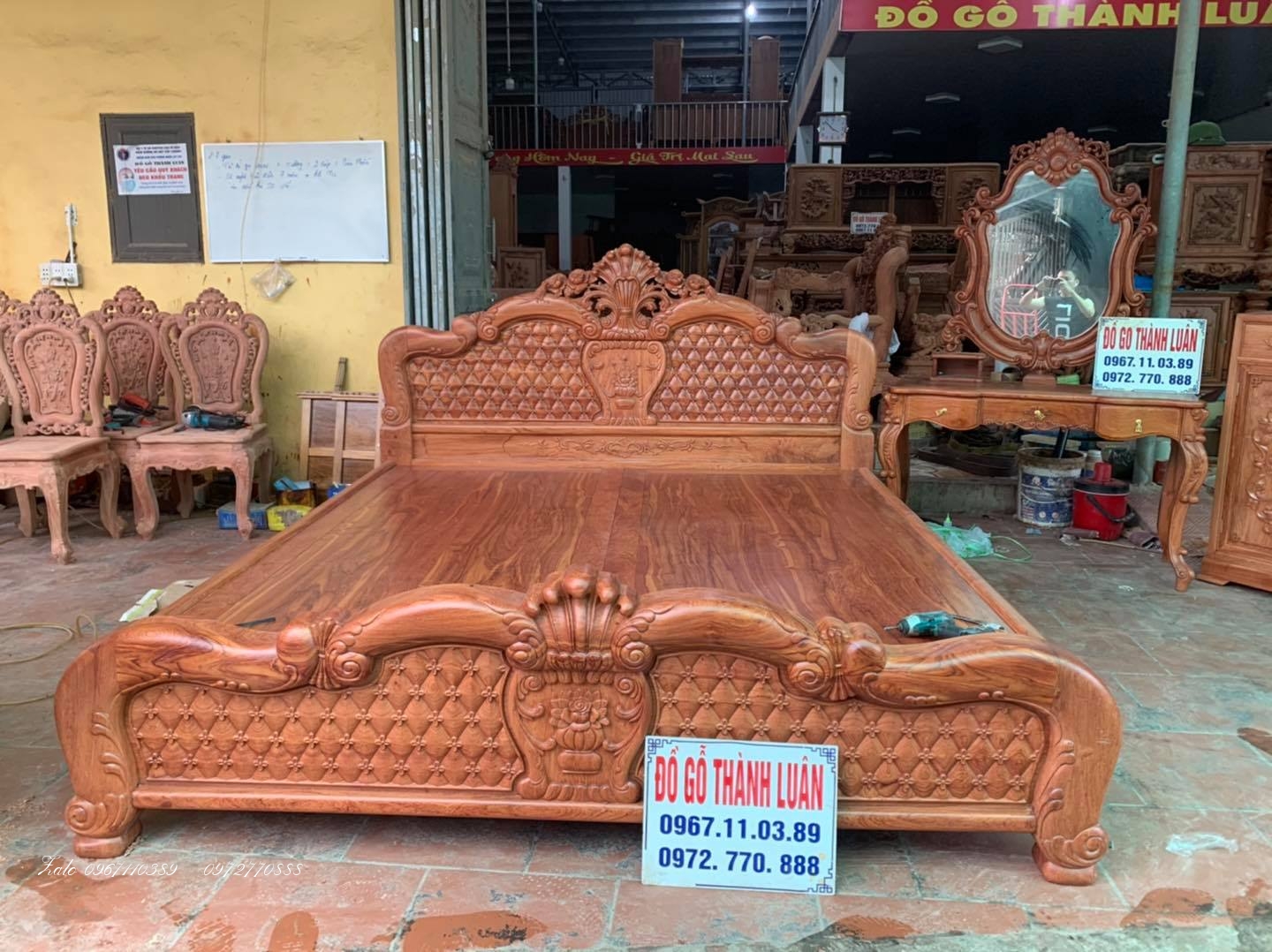 Giường Hồng,Tủ Áo,Tranh Bách Điểu,Bàn Phấn,Tủ Giày