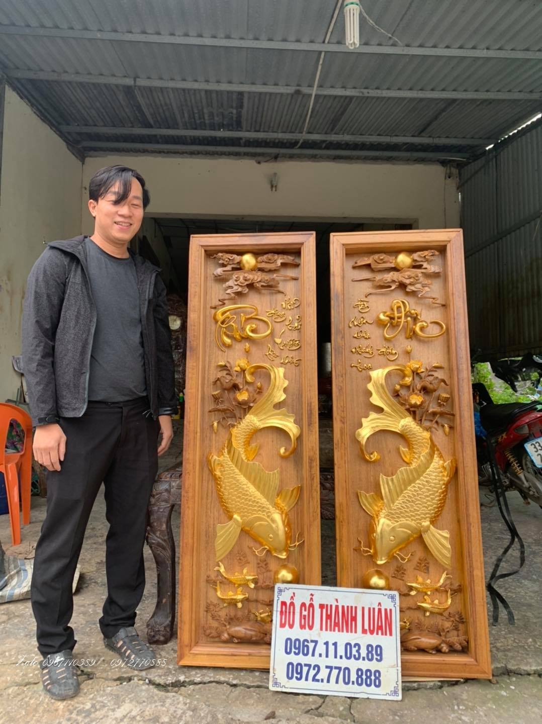 Tranh Cá Chép Gỗ Gụ Dát Vàng 9999