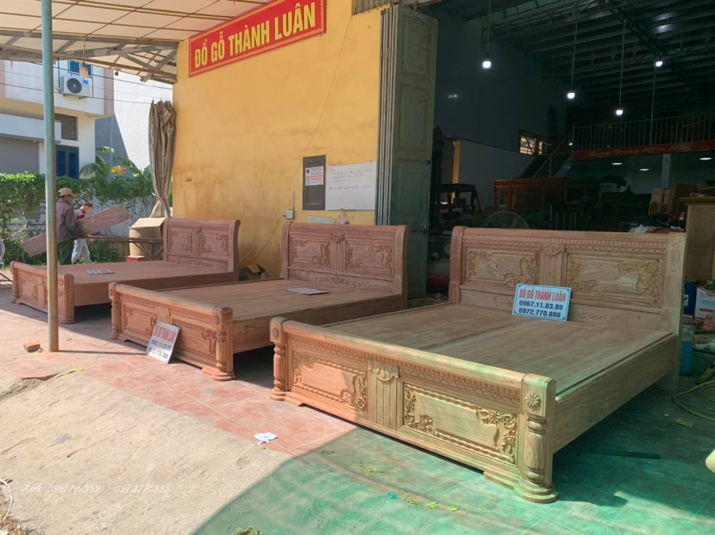 Giường Chữ X Gỗ Hương Đá Siêu Dày