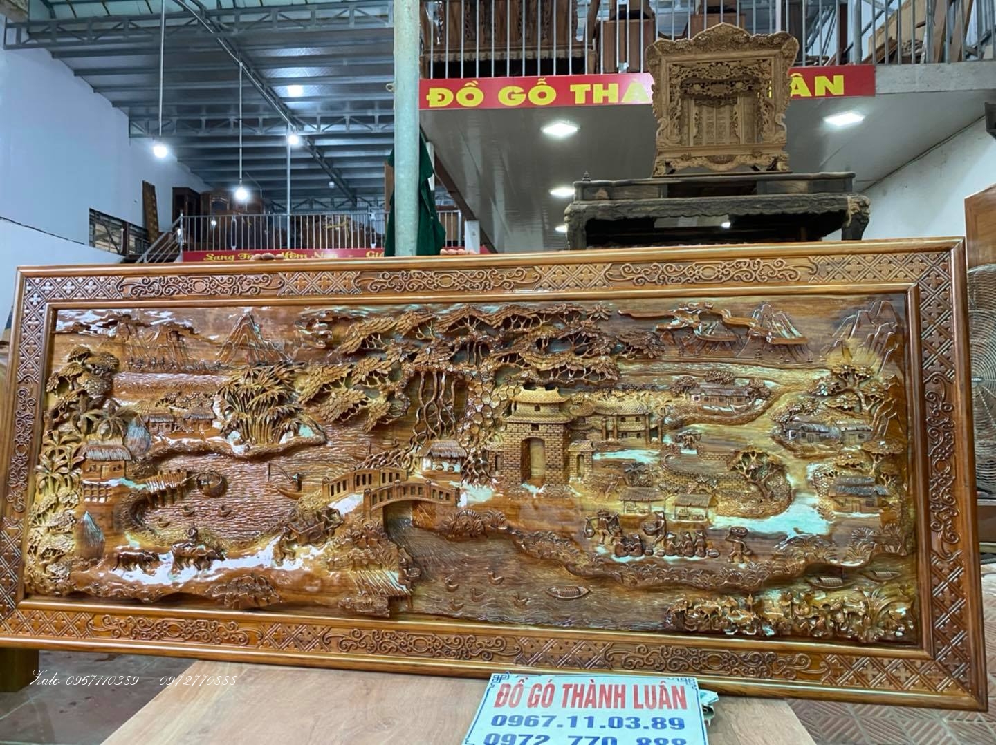 bàn thờ án Giang chân Hạc đục hoa sen 1m97-97-1m27 chân 20 :