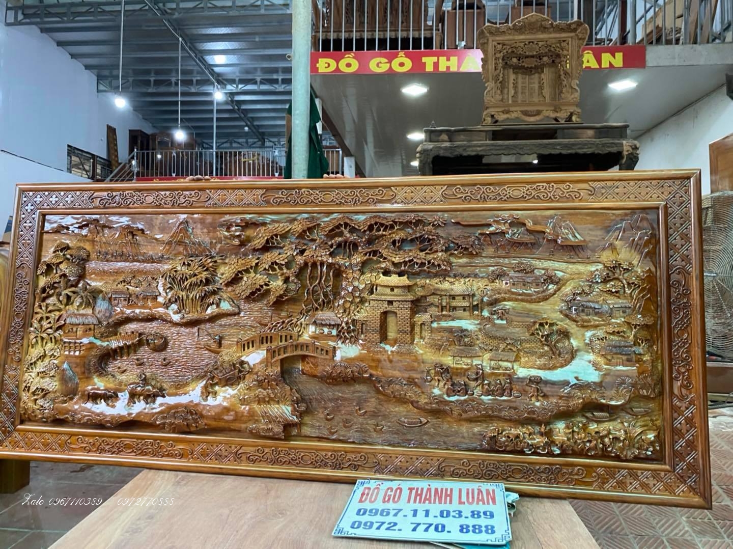 bàn thờ án Giang chân Hạc đục hoa sen 1m97-97-1m27 chân 20 :