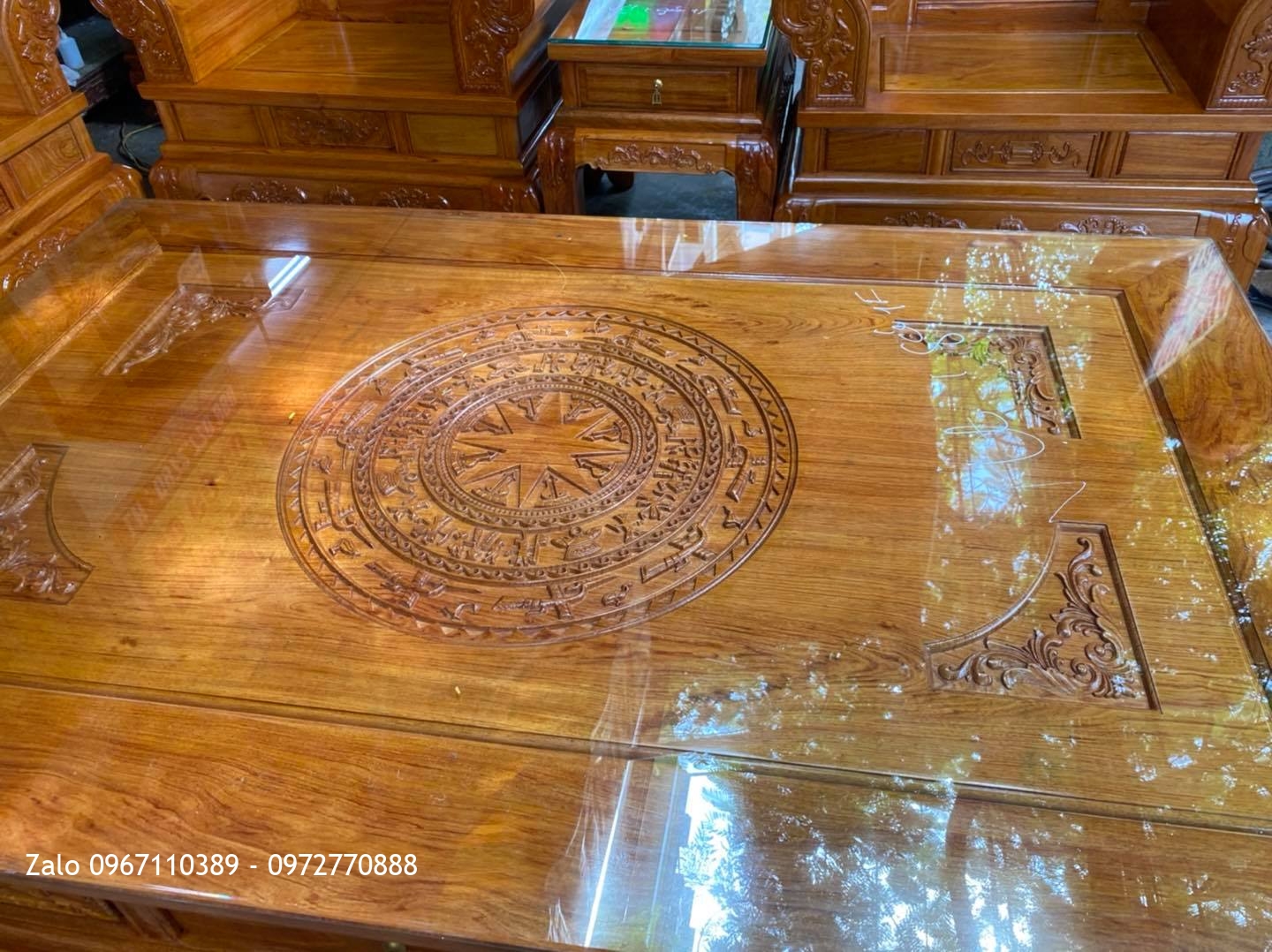 bộ bàn ghế mẫu khổng tử gỗ hương đá Nam Phi.