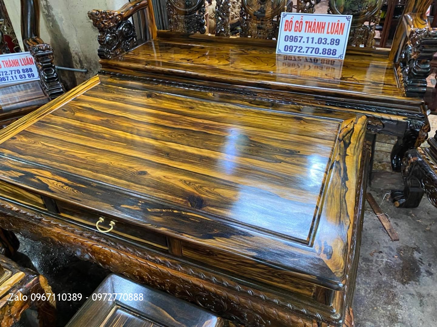 Bộ ghế minh nghê gỗ Mun Lào.;