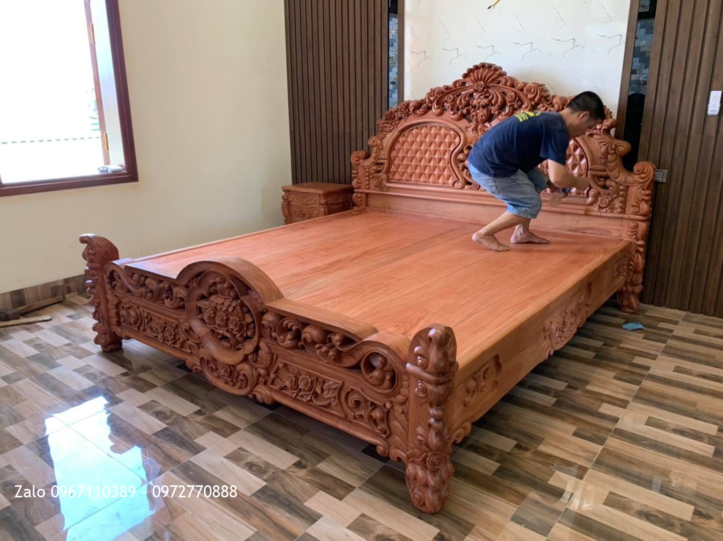 GIƯỜNG HỒNG LU-i Gỗ Hương Siêu Khủng