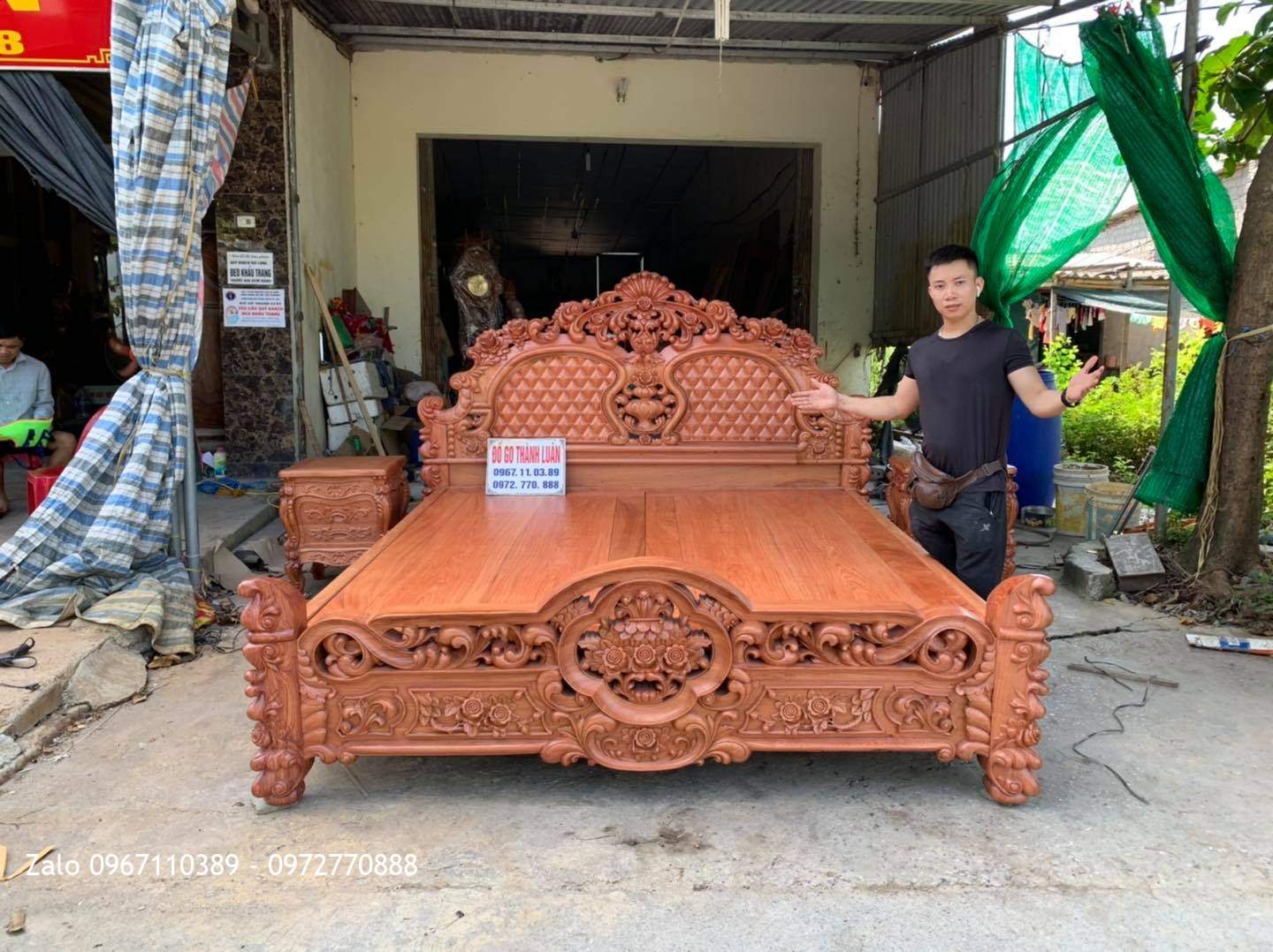 GIƯỜNG HỒNG LU-i Gỗ Hương Siêu Khủng.