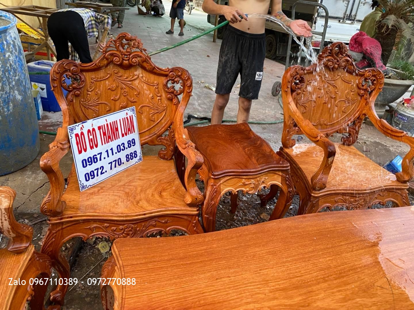 Bộ Bàn Ghế Lu-i (Louis) Gỗ Gõ Đỏ Mặt Tràn 9 Món: