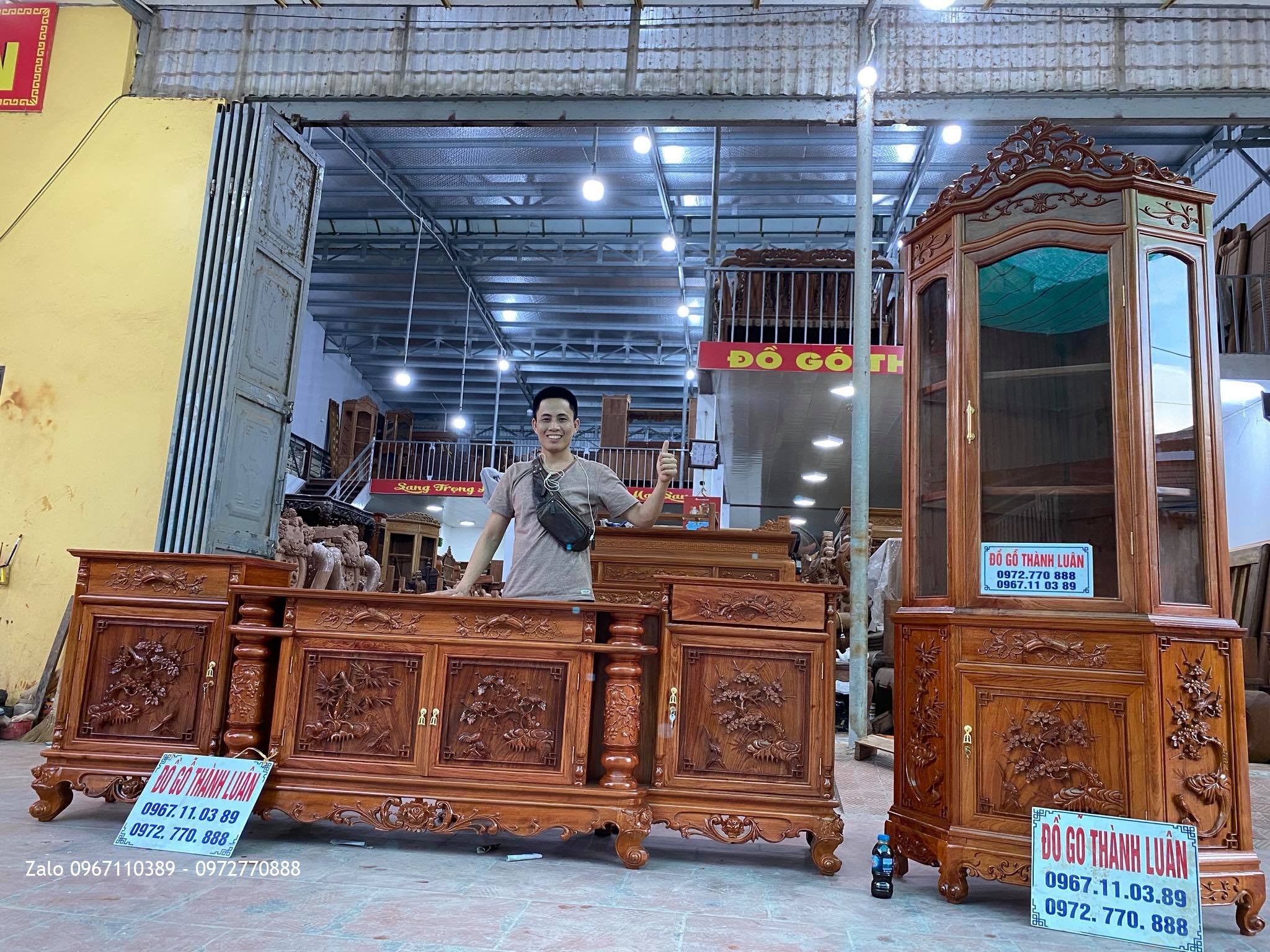 tủ kệ tivi gỗ hương đá 2m6..