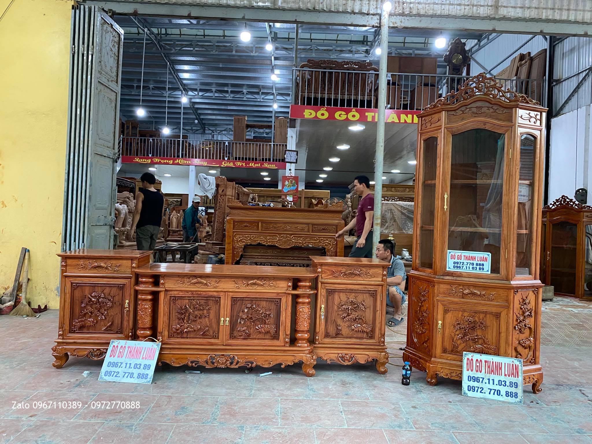 tủ kệ tivi gỗ hương đá 2m6