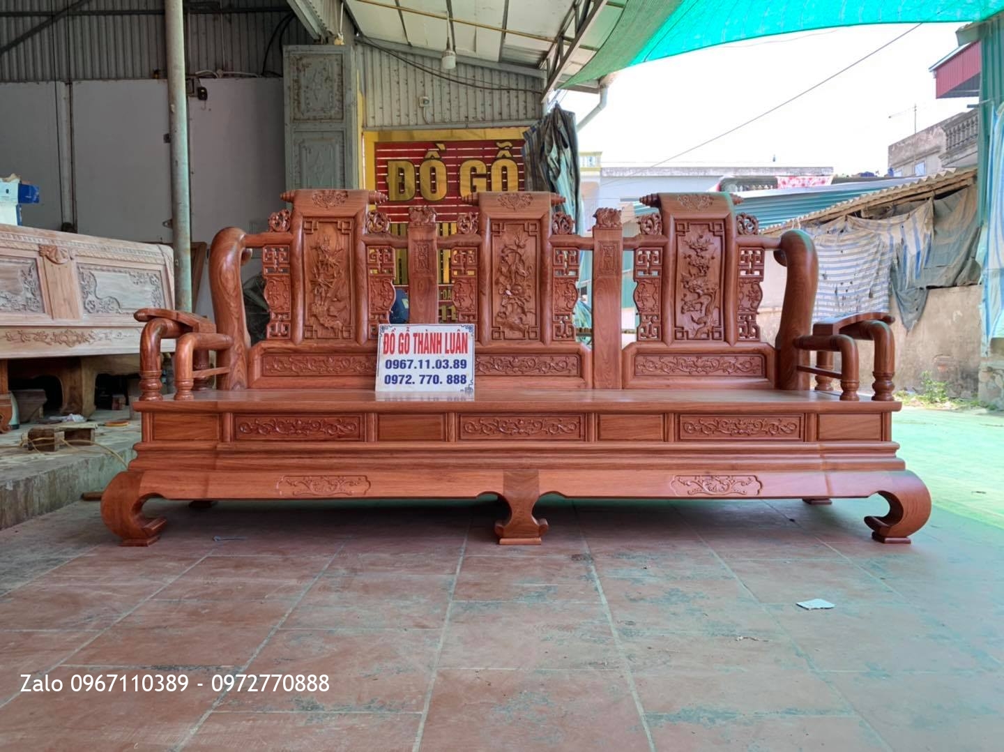 Bộ Bàn Ghế Tần Thuỷ Hoàng Cột 12 Gỗ Hương Đá..