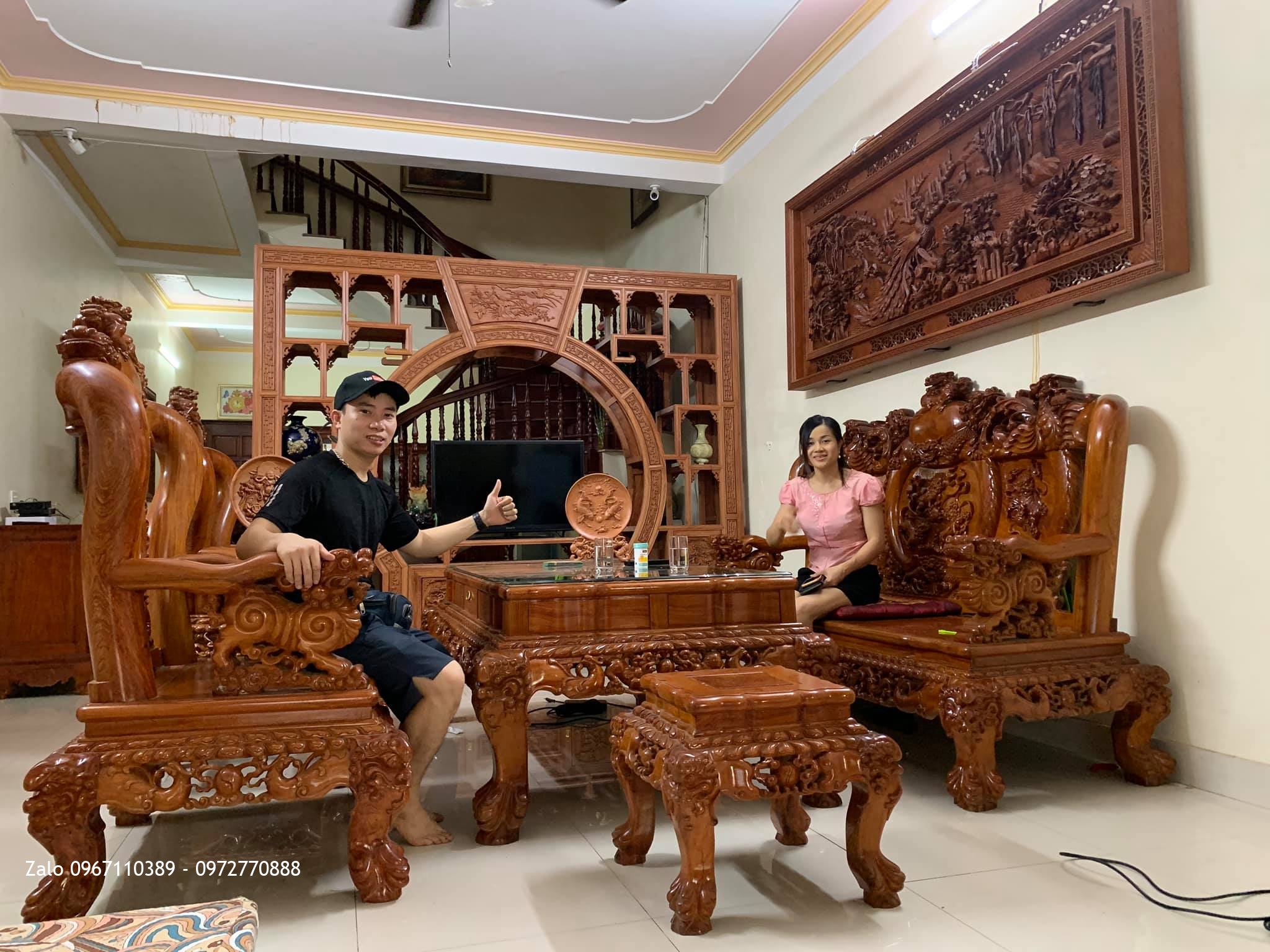 Tủ Cổng Kiêm Tủ Kệ Tivi và tủ Bảy Đồ Gỗ Hương Đá Siêu Víp.