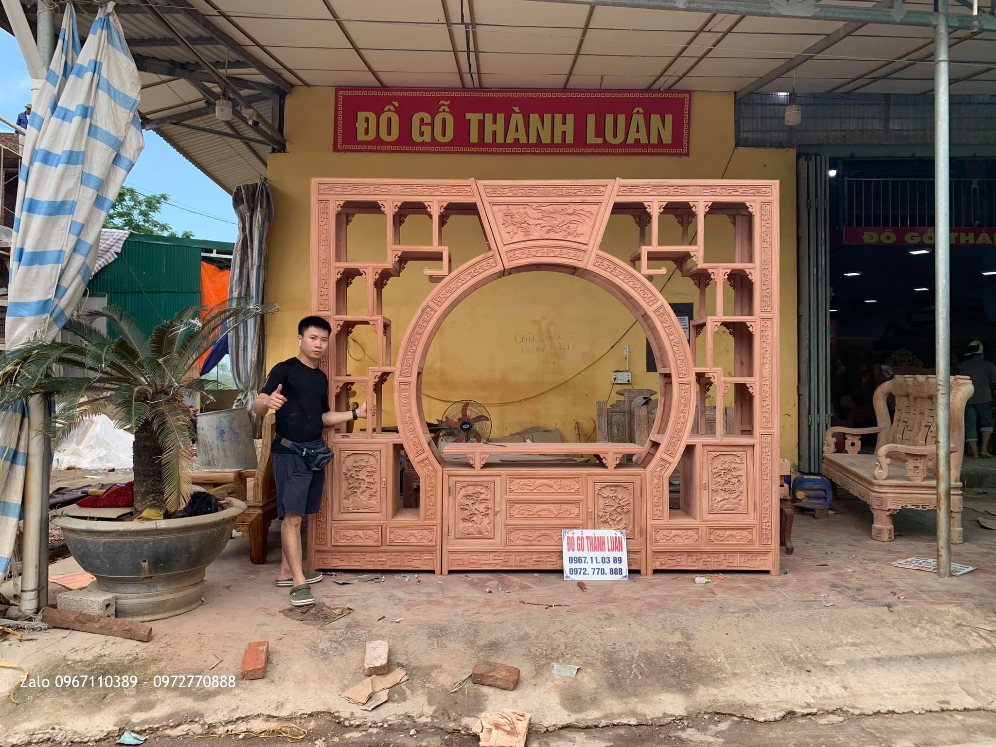 Tủ Cổng Kiêm Tủ Kệ Tivi và tủ Bảy Đồ Gỗ Hương Đá Siêu Víp.