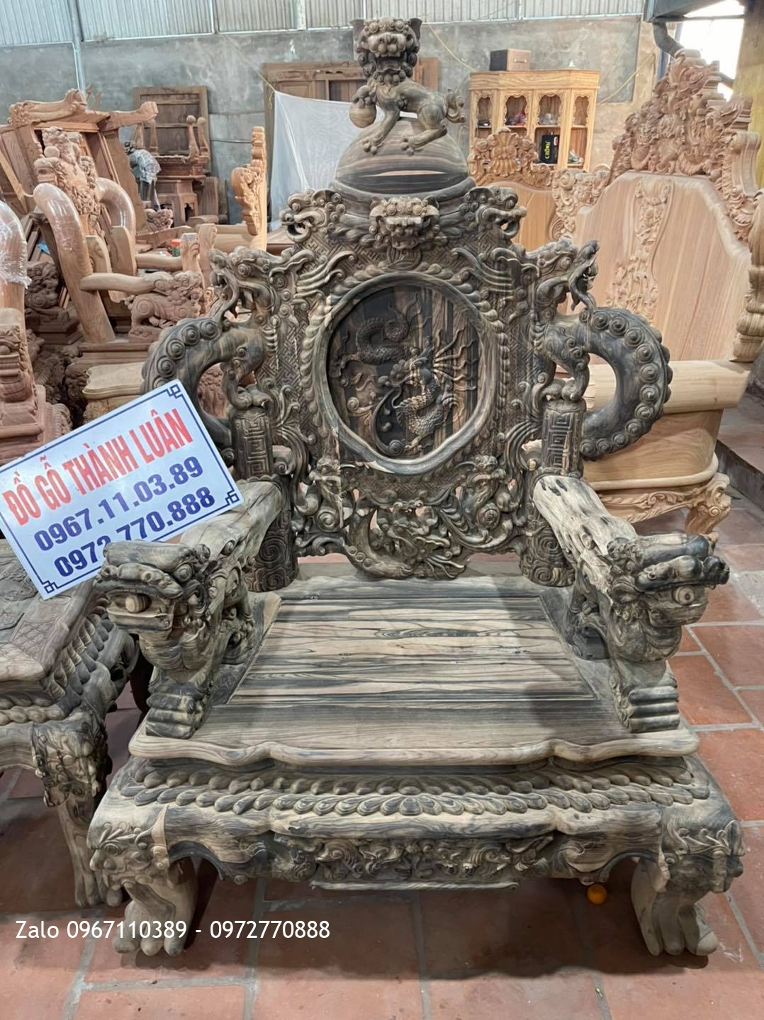 Bộ Bàn Ghế Đỉnh Rồng Gỗ Mun Gồm 12 Món Siêu Víp:.