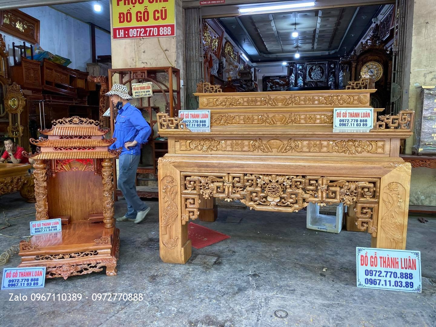 Bàn thờ tam cấp chân hạc gỗ gụ :