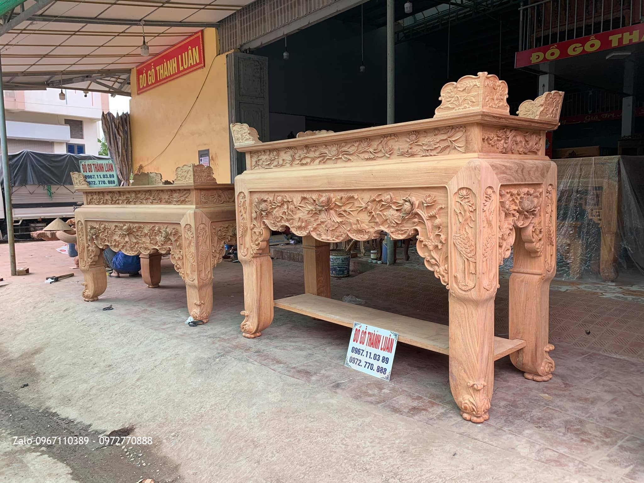 ÁN GIANG THỜ ĐỤC SEN CÒ (Gia Đình Thuỷ Tộc)