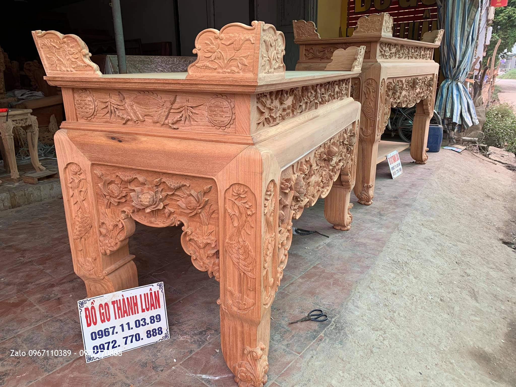 ÁN GIANG THỜ ĐỤC SEN CÒ (Gia Đình Thuỷ Tộc).