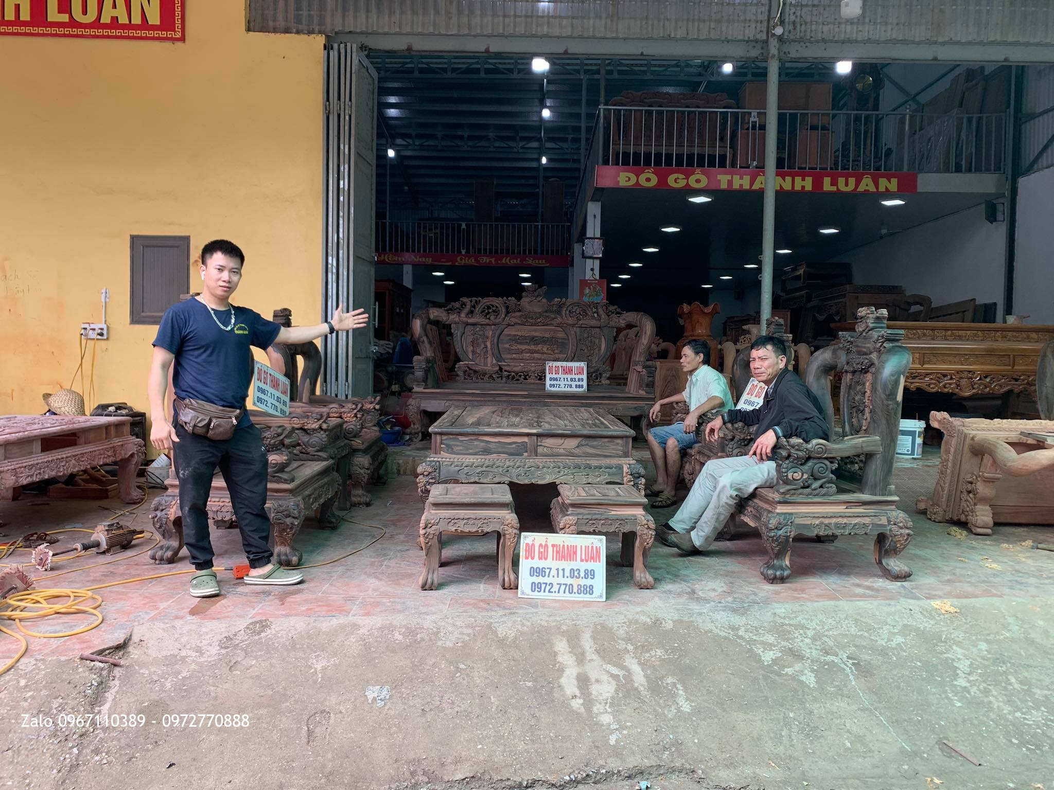 bộ bàn ghế Nghê Bảo Đỉnh gỗ MUn Cột 14 Gồm 10 Món Víp..,;