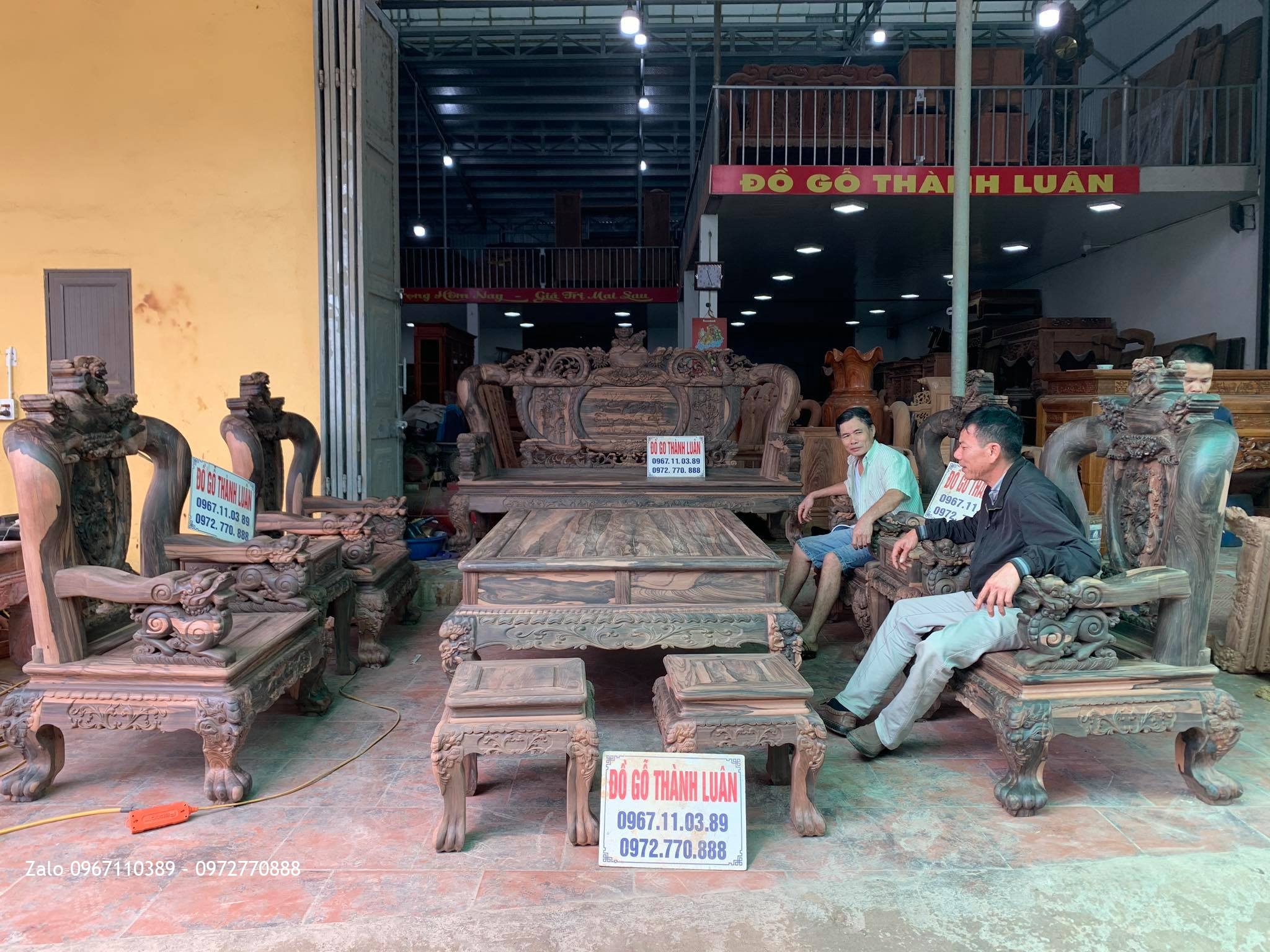 bộ bàn ghế Nghê Bảo Đỉnh gỗ MUn Cột 14 Gồm 10 Món Víp.:::