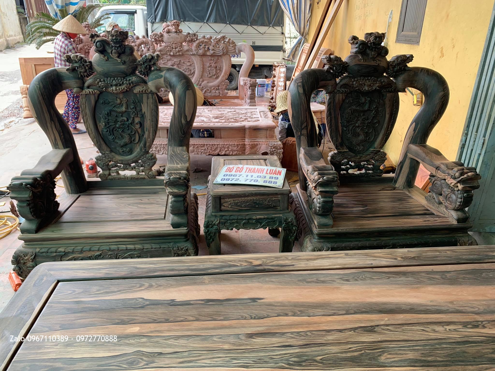 bộ bàn ghế Nghê Bảo Đỉnh gỗ MUn Cột 14 Gồm 10 Món Víp.1