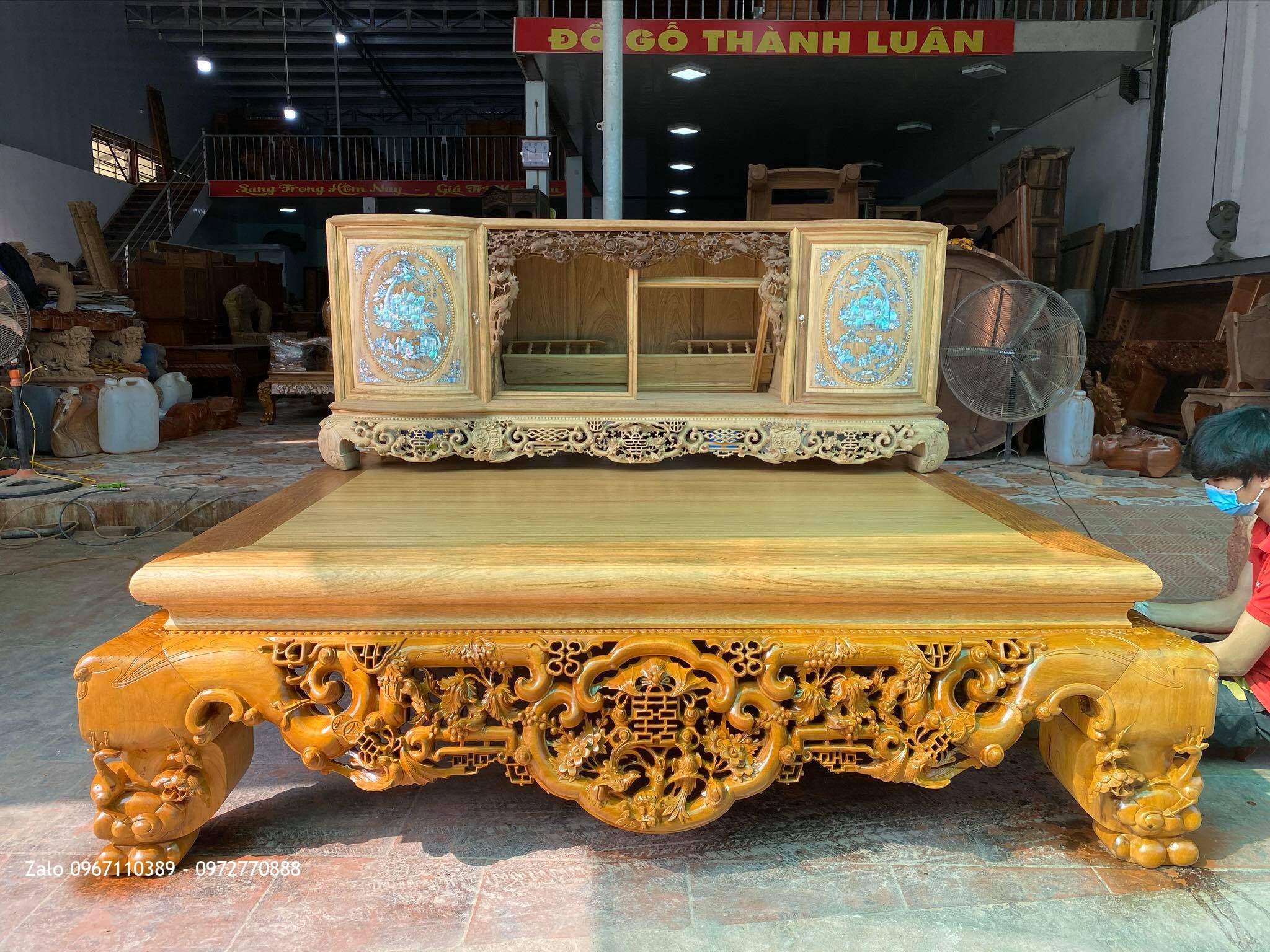 sập thờ ngũ phúc kim tiền gỗ gụ siêu siêu vip.