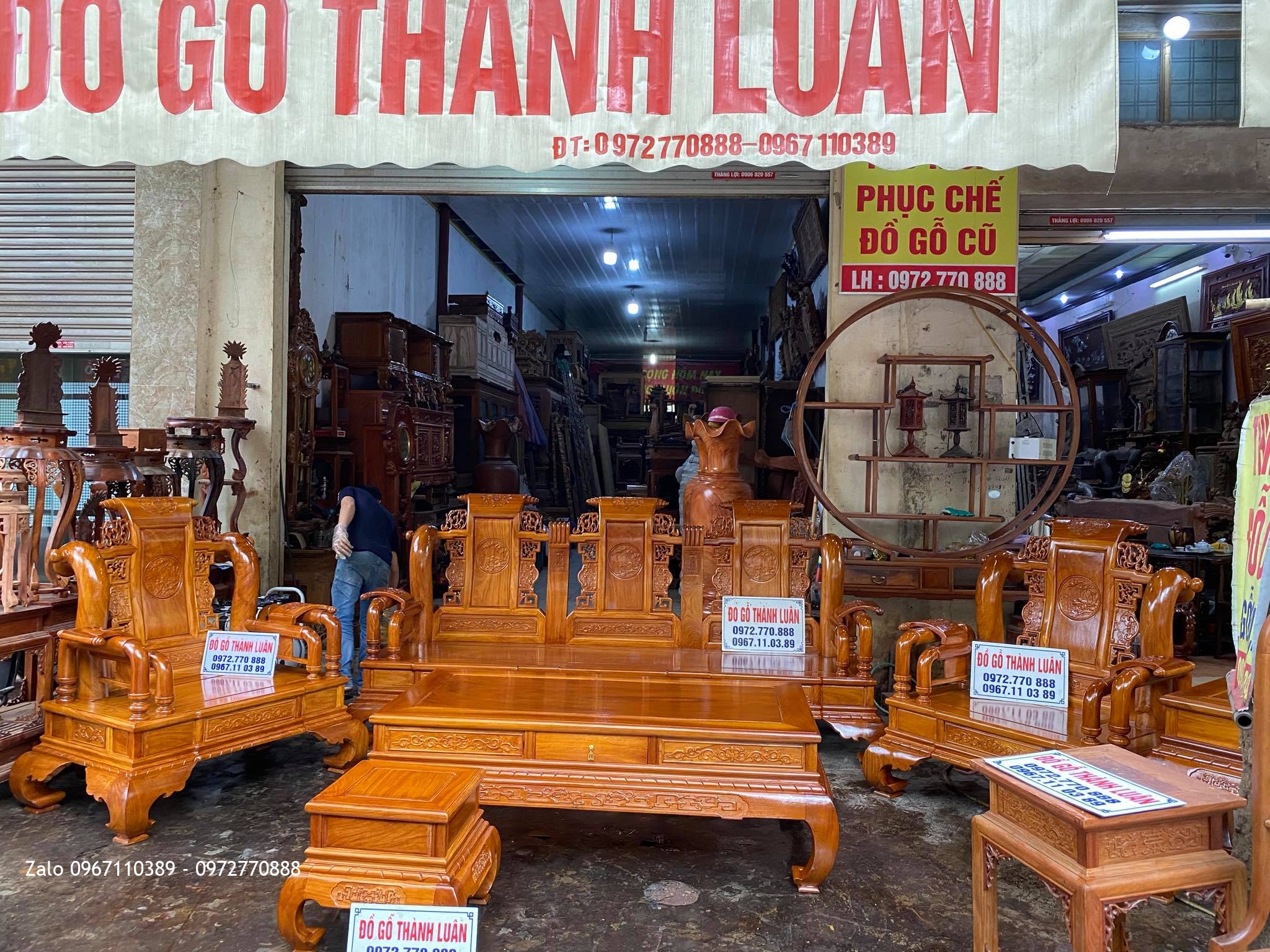 Bộ Bàn Ghế Tần Thuỷ Hoàng Cột Liền Gỗ Gõ Đỏ. Anh Phương ở Hải Phòng.,