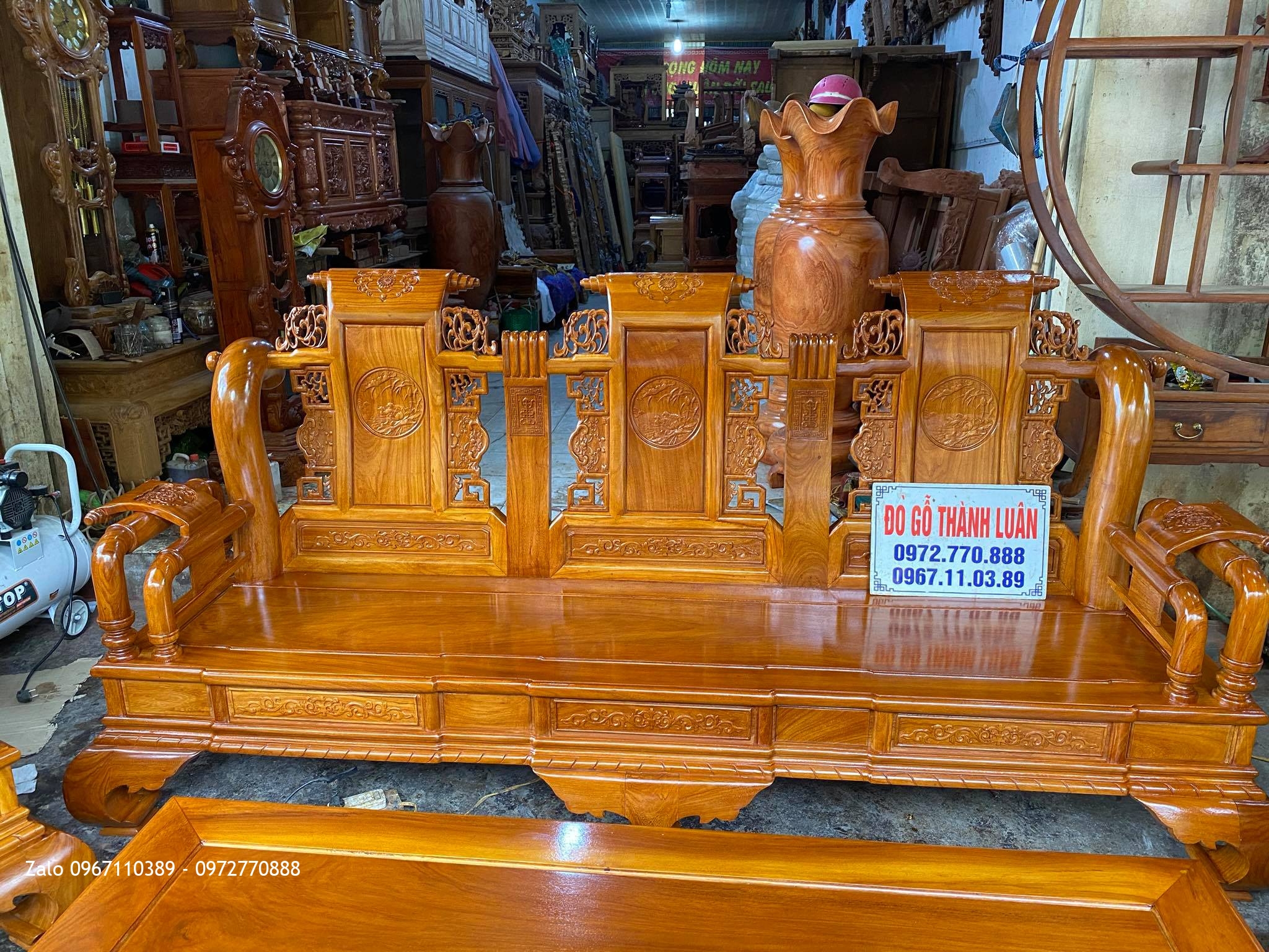 Bộ Bàn Ghế Tần Thuỷ Hoàng Cột Liền Gỗ Gõ Đỏ. Anh Phương ở Hải Phòngư