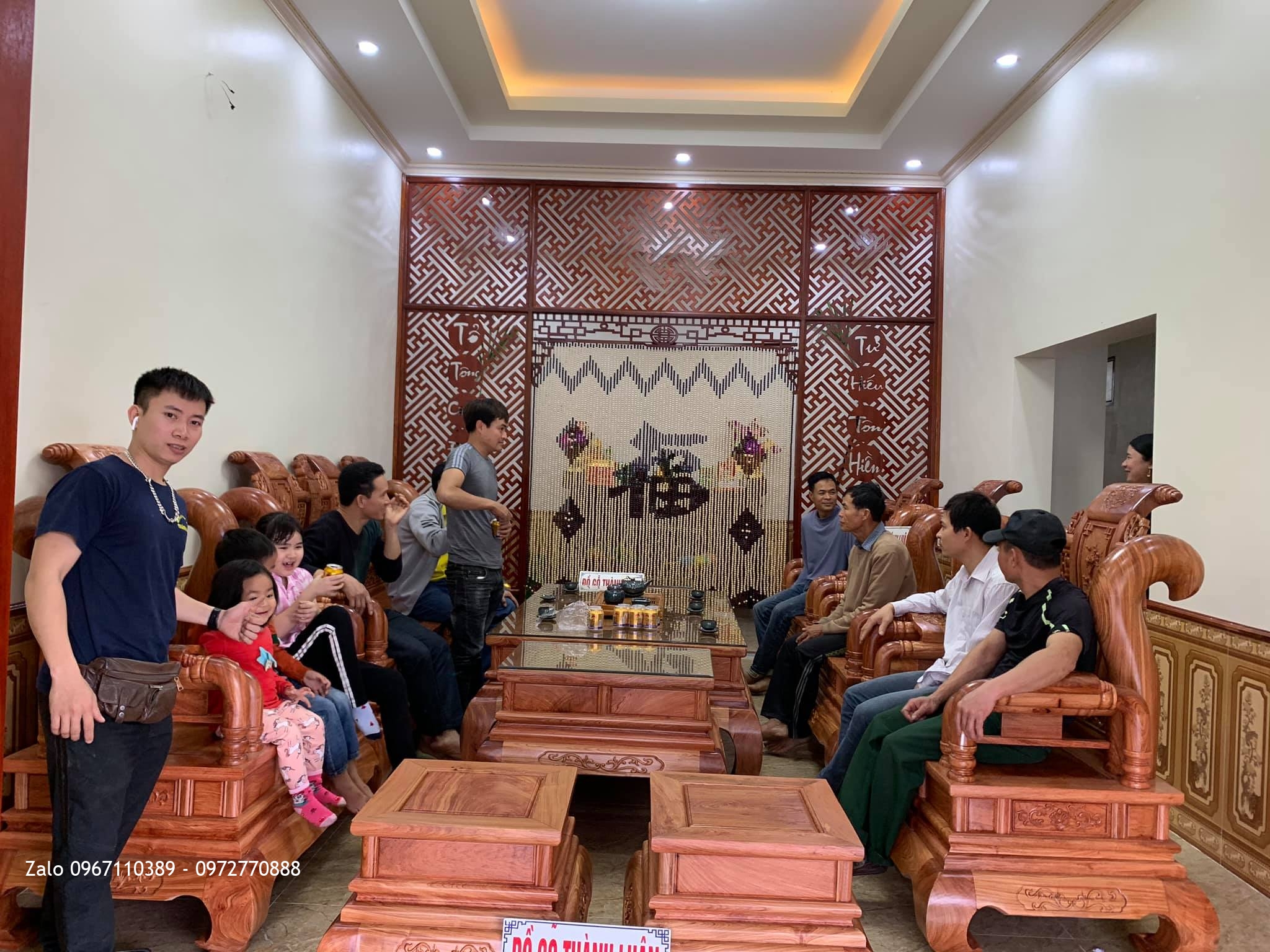 Bộ Bàn Ghế Nghê Bảo Đỉnh Gỗ Hương Đá Cột 12 Gồm 8 Món-