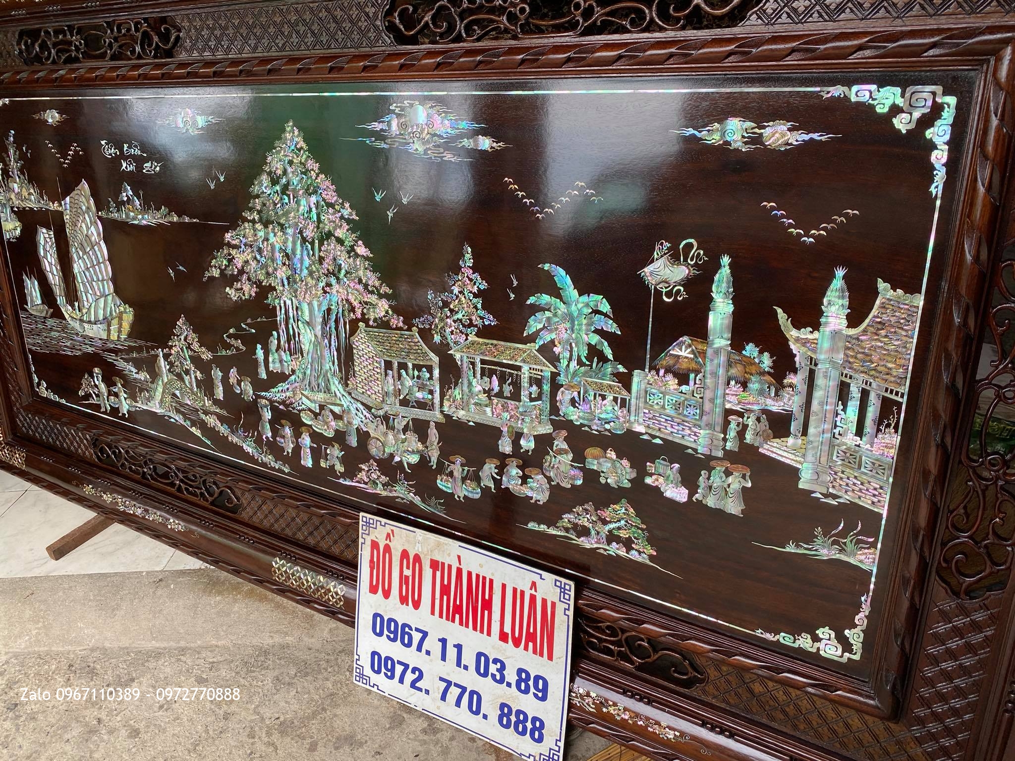 tranh chợ quê và thuận buồm xuôi gió khảm ốc singapo