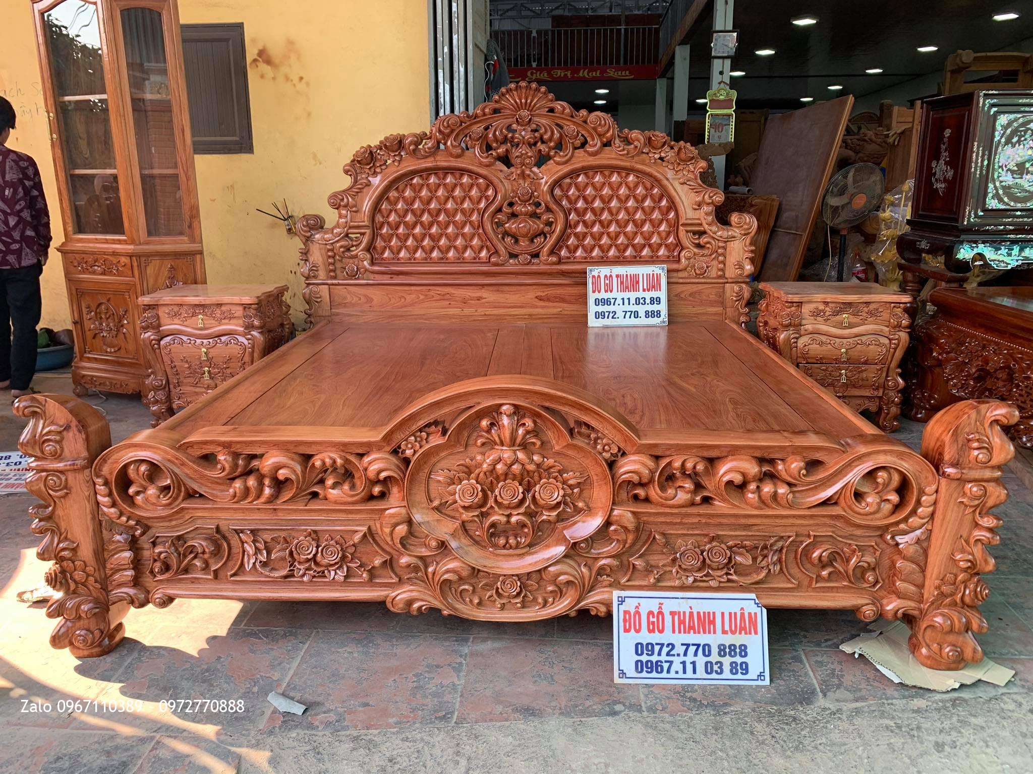 Bộ Nội Thất Phòng khách và Phòng Ngủ Gỗ Hương Gỗ Cẩm Cho gia đình Bác Loan đến từ Tp Thanh Hoá