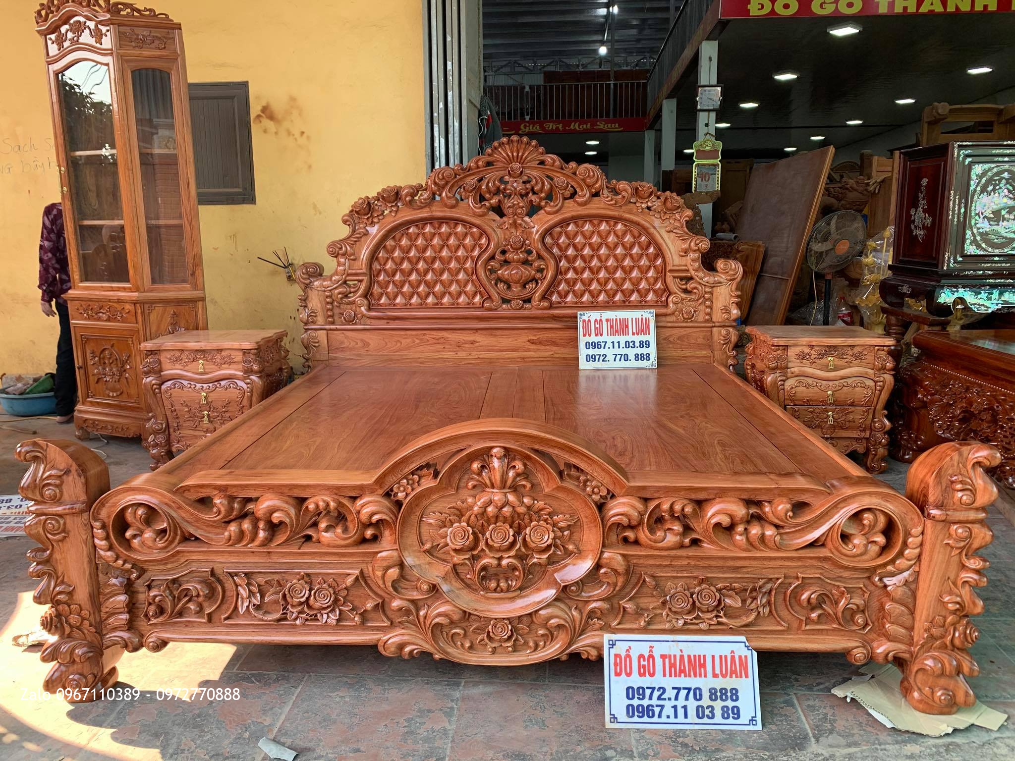 Bộ Nội Thất Phòng khách và Phòng Ngủ Gỗ Hương Gỗ Cẩm Cho gia đình Bác Loan đến từ Tp Thanh Hoá.