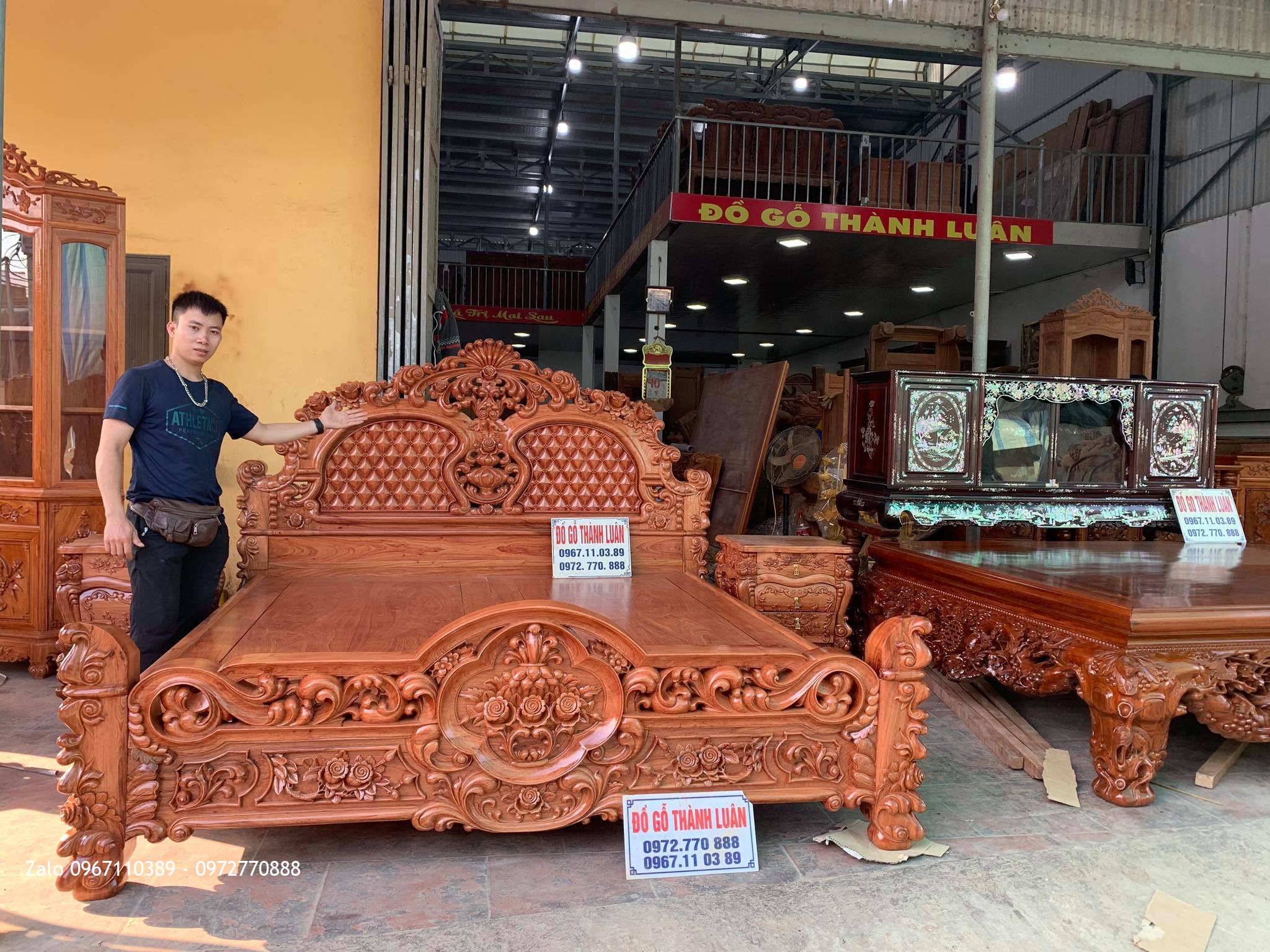 Bộ Nội Thất Phòng khách và Phòng Ngủ Gỗ Hương Gỗ Cẩm Cho gia đình Bác Loan đến từ Tp Thanh Hoá..