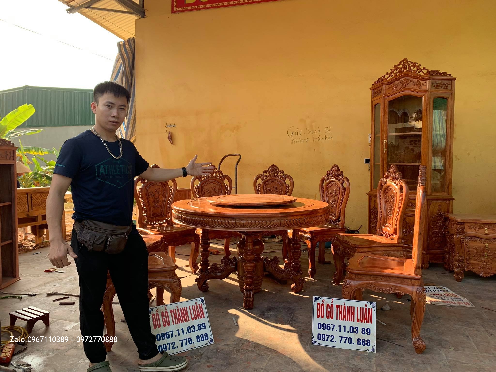 Bộ Nội Thất Phòng khách và Phòng Ngủ Gỗ Hương Gỗ Cẩm Cho gia đình Bác Loan đến từ Tp Thanh Hoá::