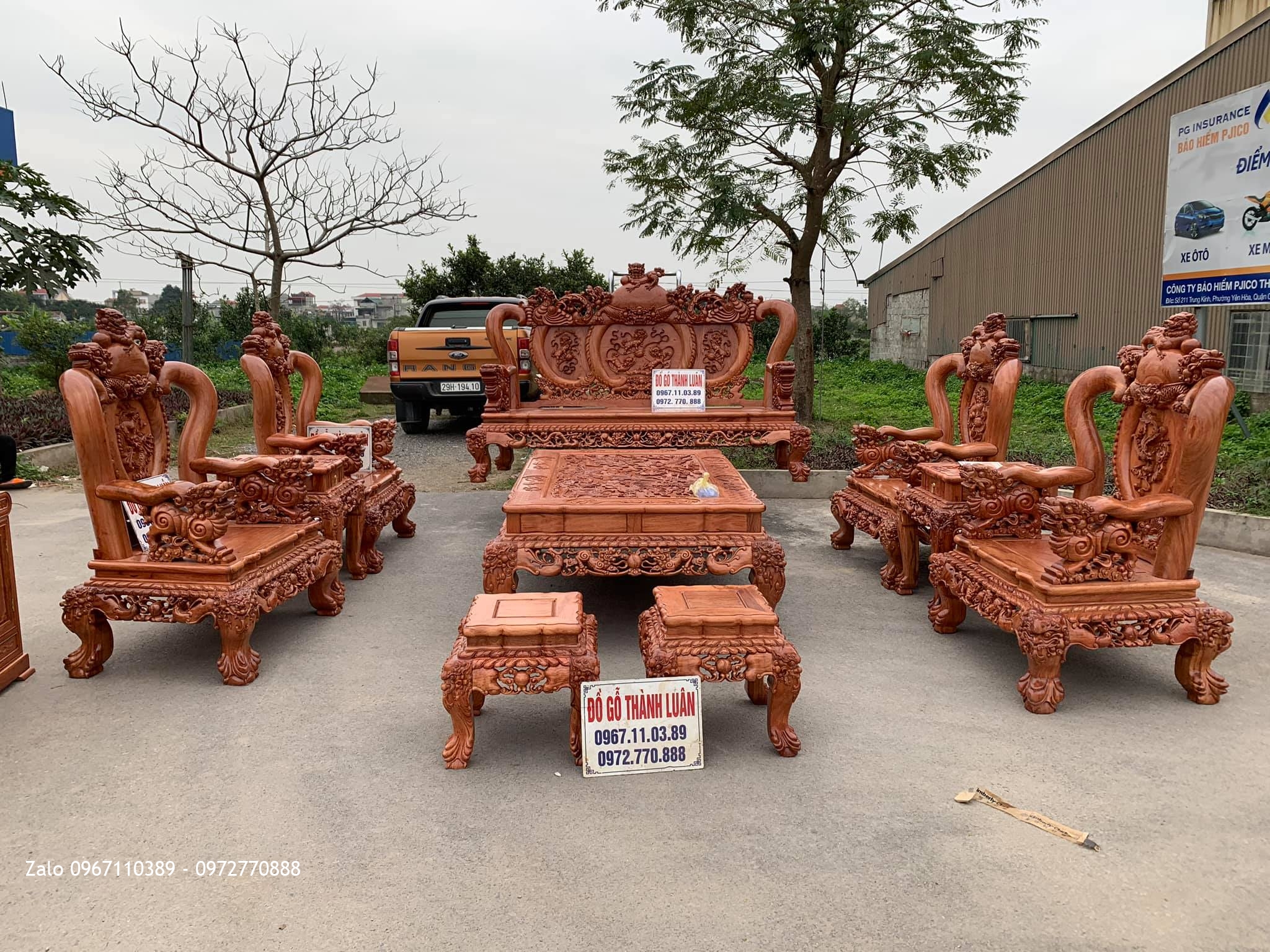 Bộ Bàn Ghế Nghê Bảo Đỉnh Gỗ Hương Đá Cột 12 Chân 14 Gồm 10 Món Siêu Khủng.