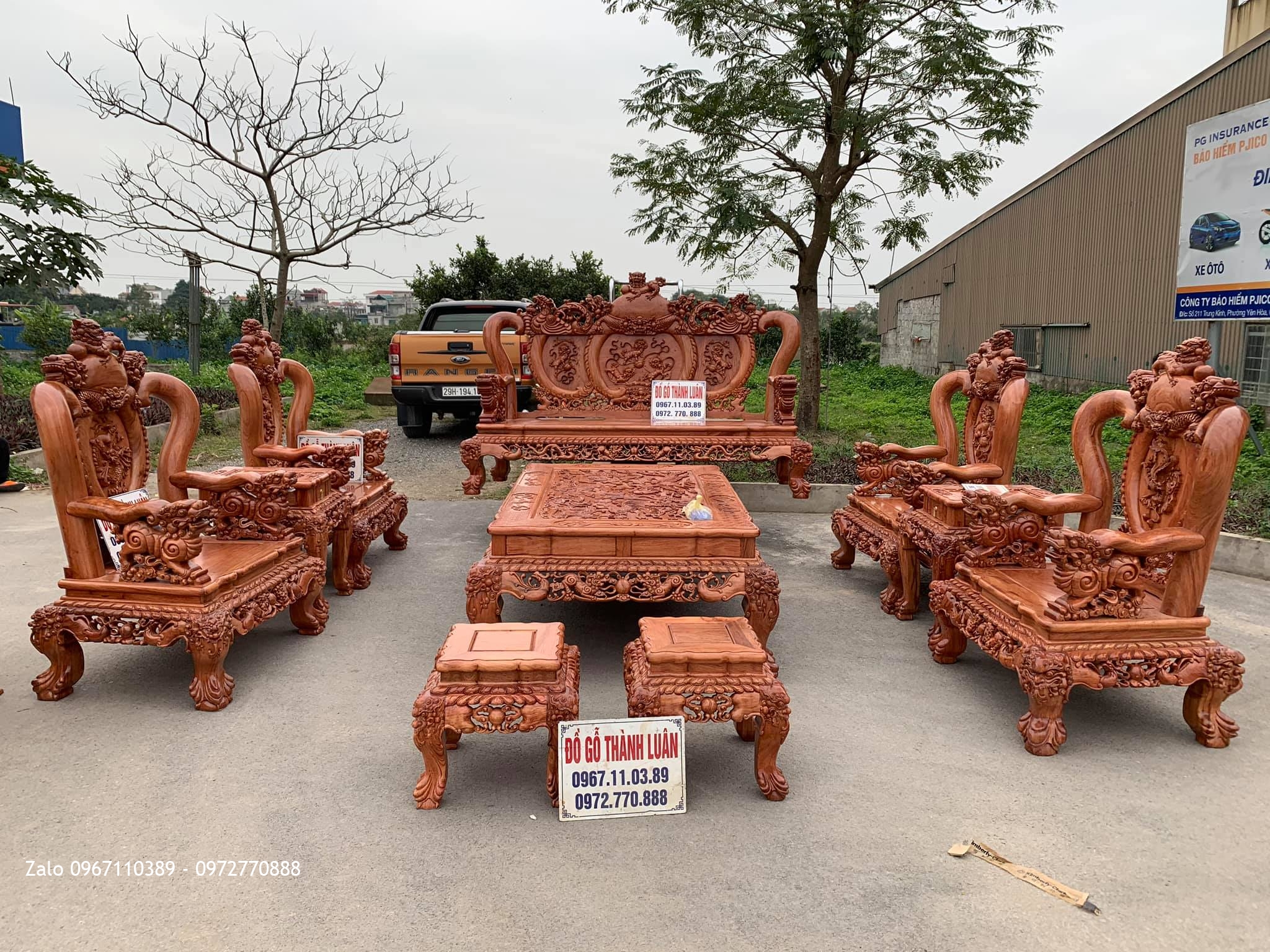 Bộ Bàn Ghế Nghê Bảo Đỉnh Gỗ Hương Đá Cột 12 Chân 14 Gồm 10 Món Siêu Khủng..