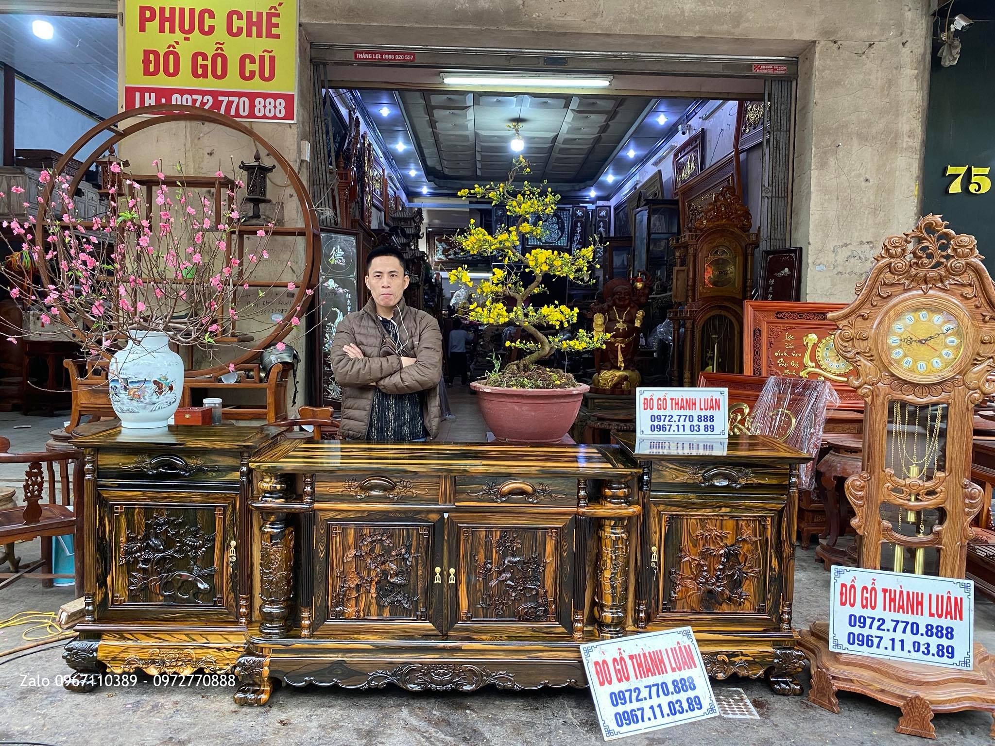 Tủ Kệ TiVi Gỗ Mun Lào.