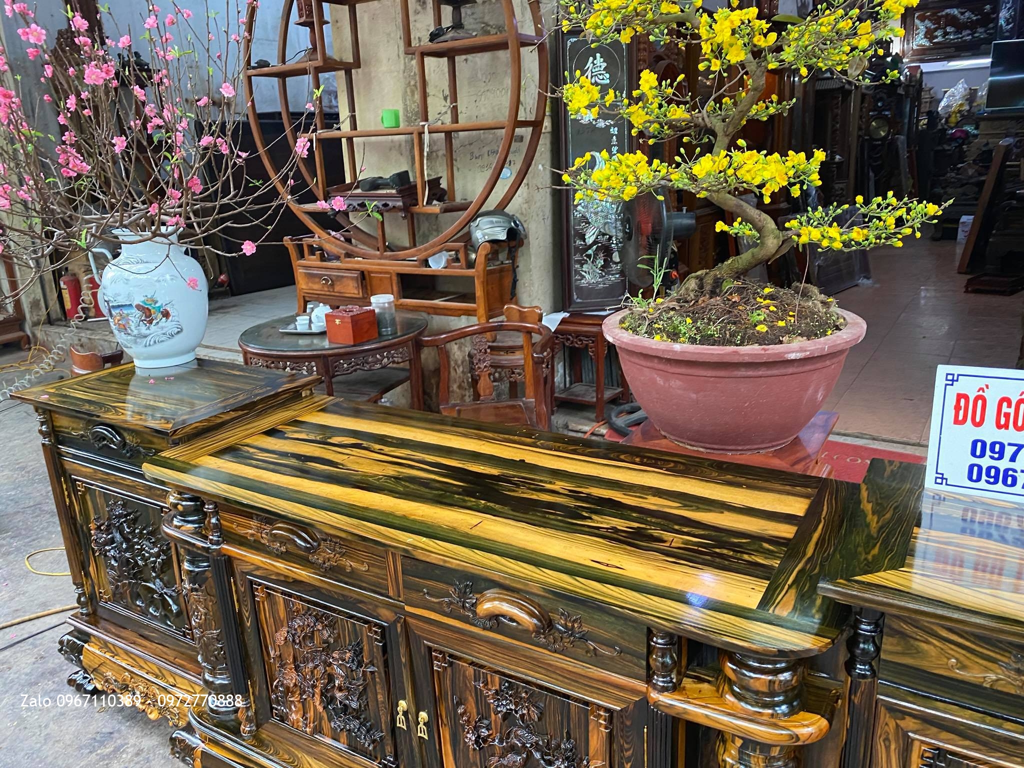 Tủ Kệ TiVi Gỗ Mun Lào.....