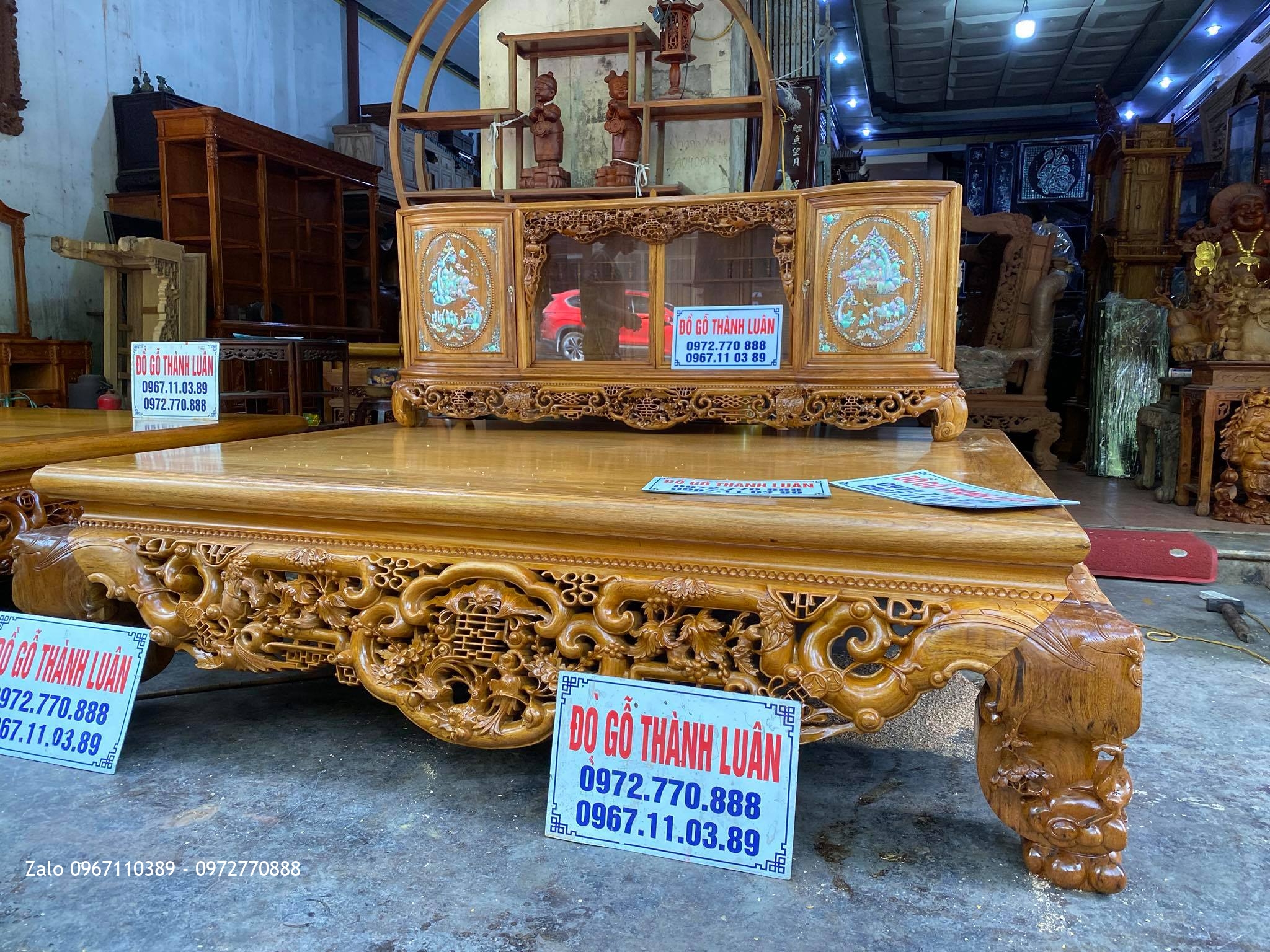 chiếc sập gụ ngũ phúc Tùng Tùng