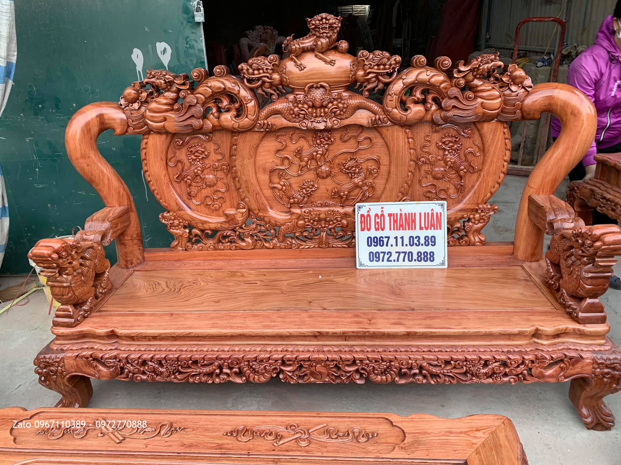 Bộ Bàn Ghế Nghê Bảo Đỉnh Gỗ Hương Đá Vip. C. Giáp Ngũ Thái Thuận Thành Bắc Ninh.