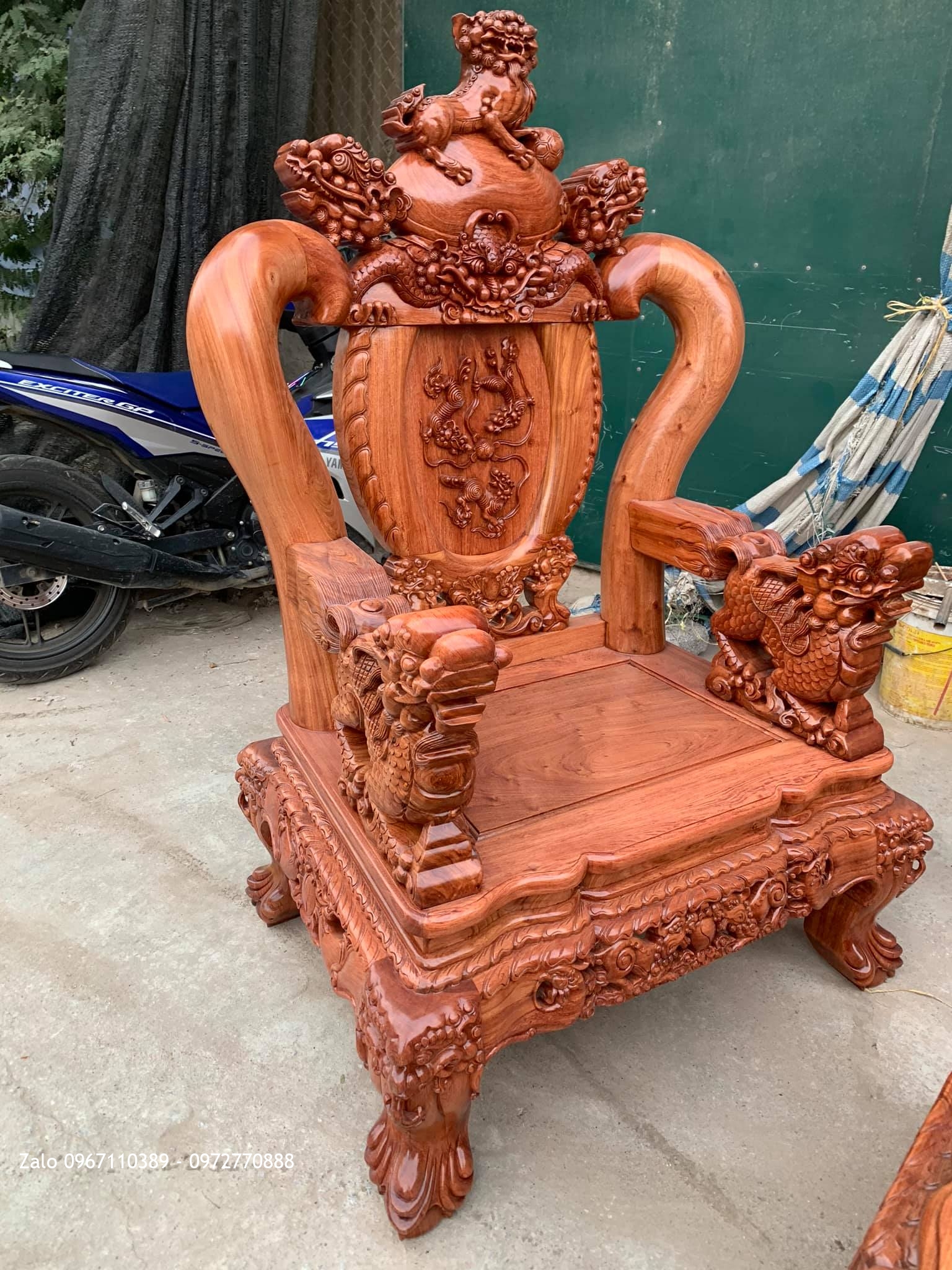 Bộ Bàn Ghế Nghê Bảo Đỉnh Gỗ Hương Đá Vip. C. Giáp Ngũ Thái Thuận Thành Bắc Ninh..