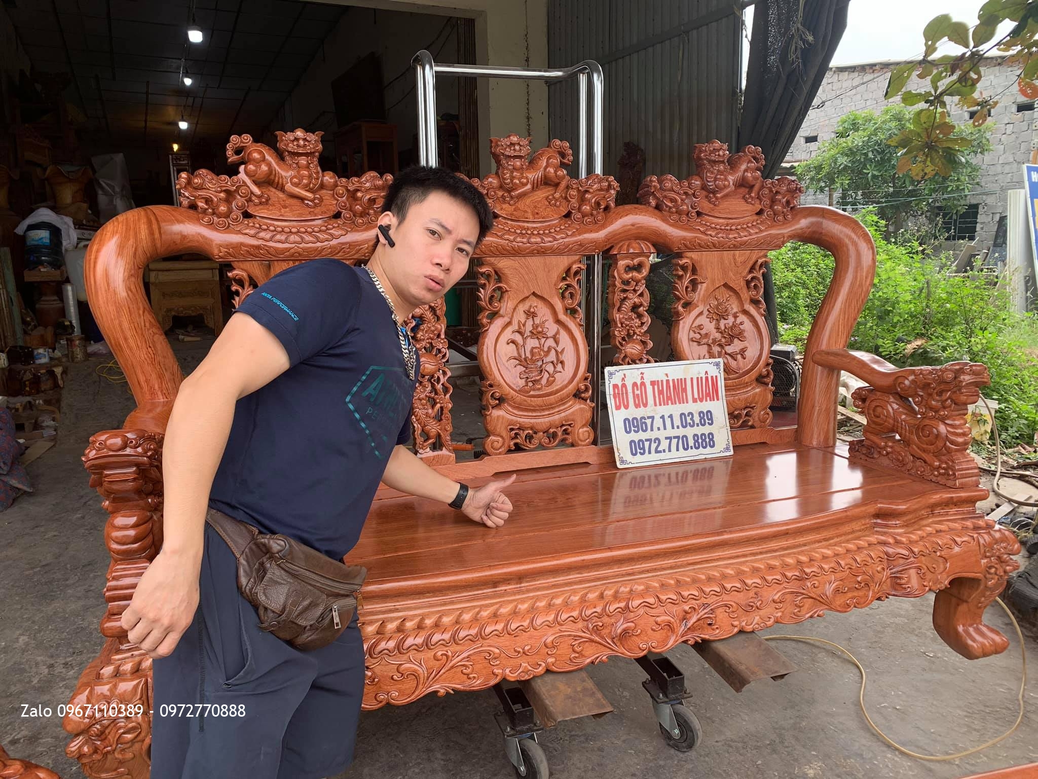 Bộ Bàn Ghế Minh Quốc Nghê Gỗ Hương Đá Yếm Cong Cột 12 Gồm 6 Món Siêu Víp  .